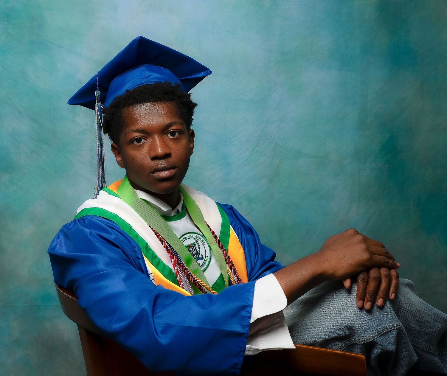 Celebrate your graduation with stunning senior portraits in Oklahoma. R&T Photography specializes in capturing this milestone.