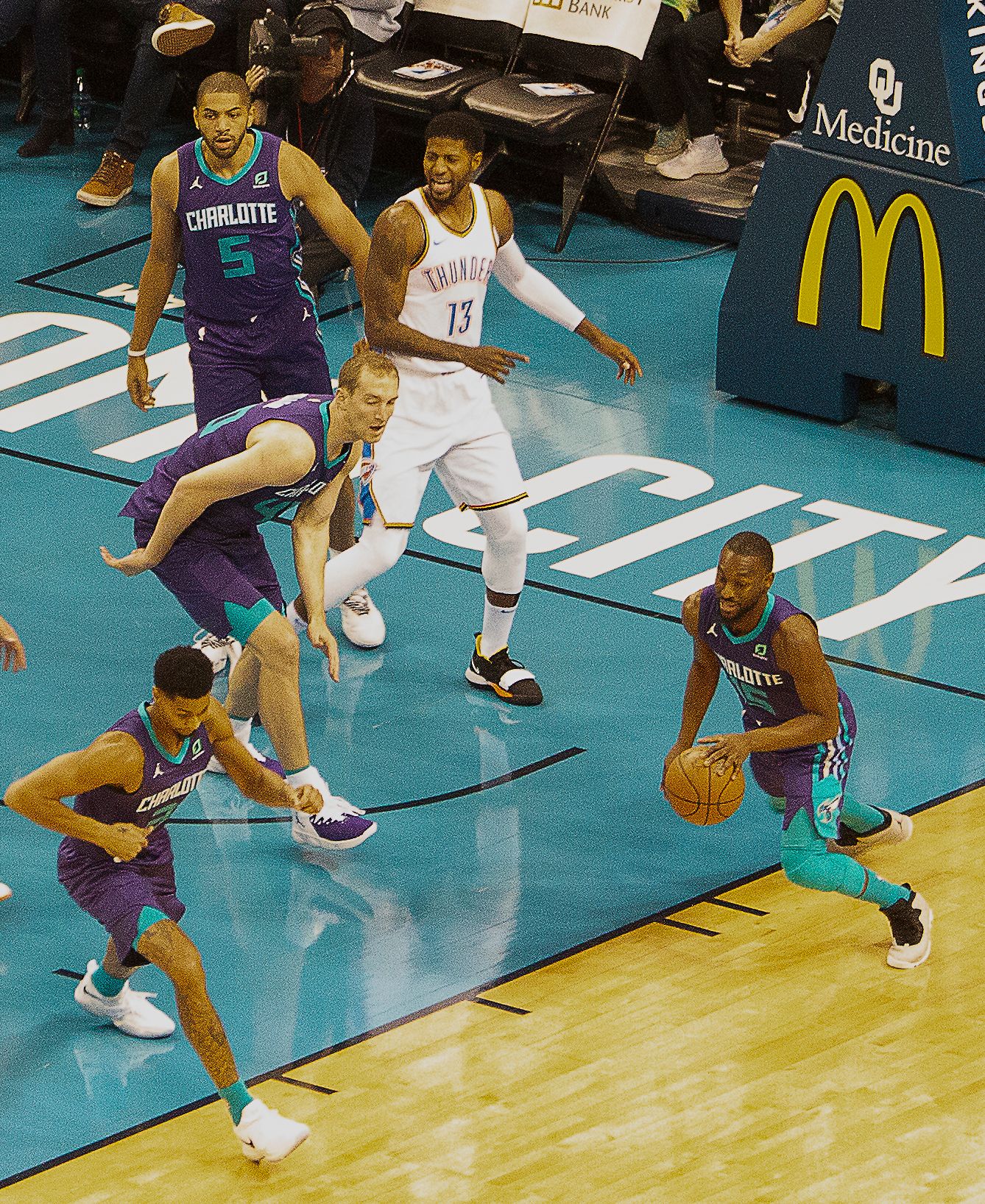 Dynamic sports photography in Oklahoma – from football to basketball, R&T Photography captures the winning moments.