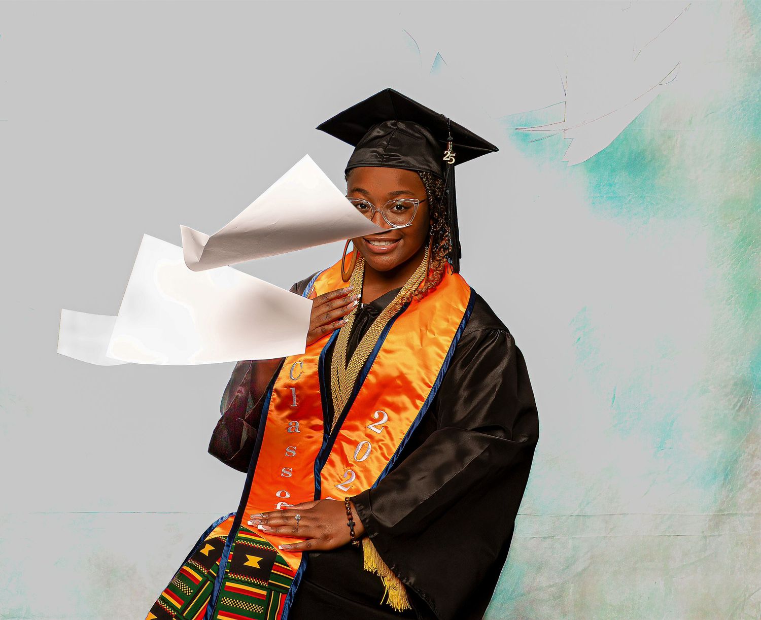 Celebrate your graduation with stunning senior portraits in Oklahoma. R&T Photography specializes in capturing this milestone.