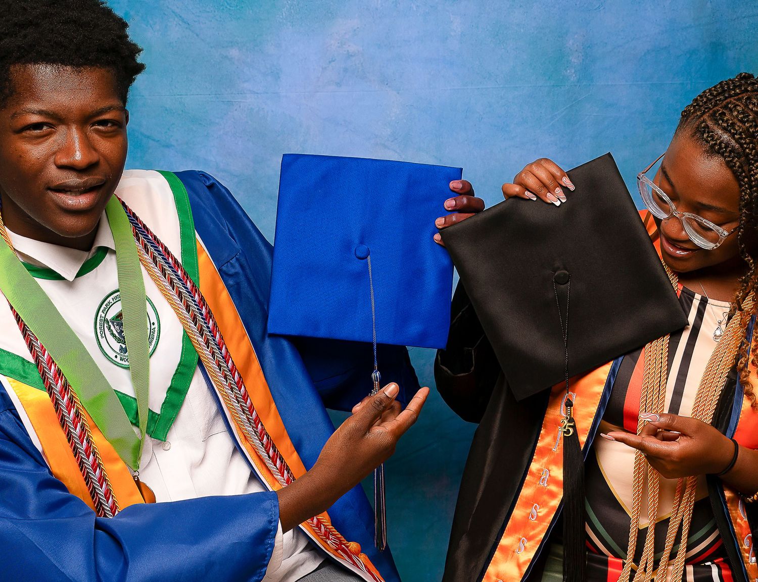 Celebrate your graduation with stunning senior portraits in Oklahoma. R&T Photography specializes in capturing this milestone.