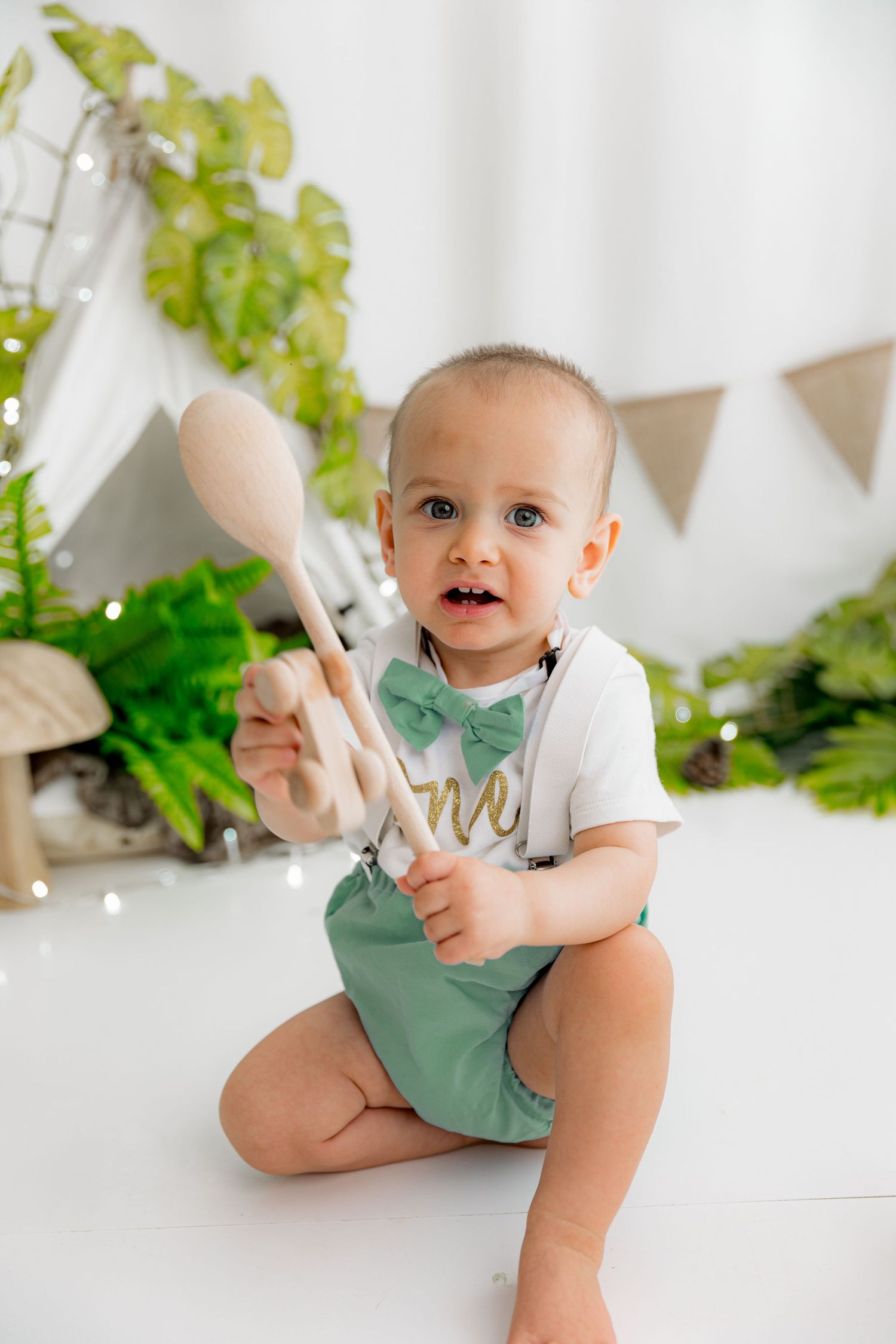 Cake Smash Photoshoot Cannock, Staffordshire, West Midlands, Birmingham