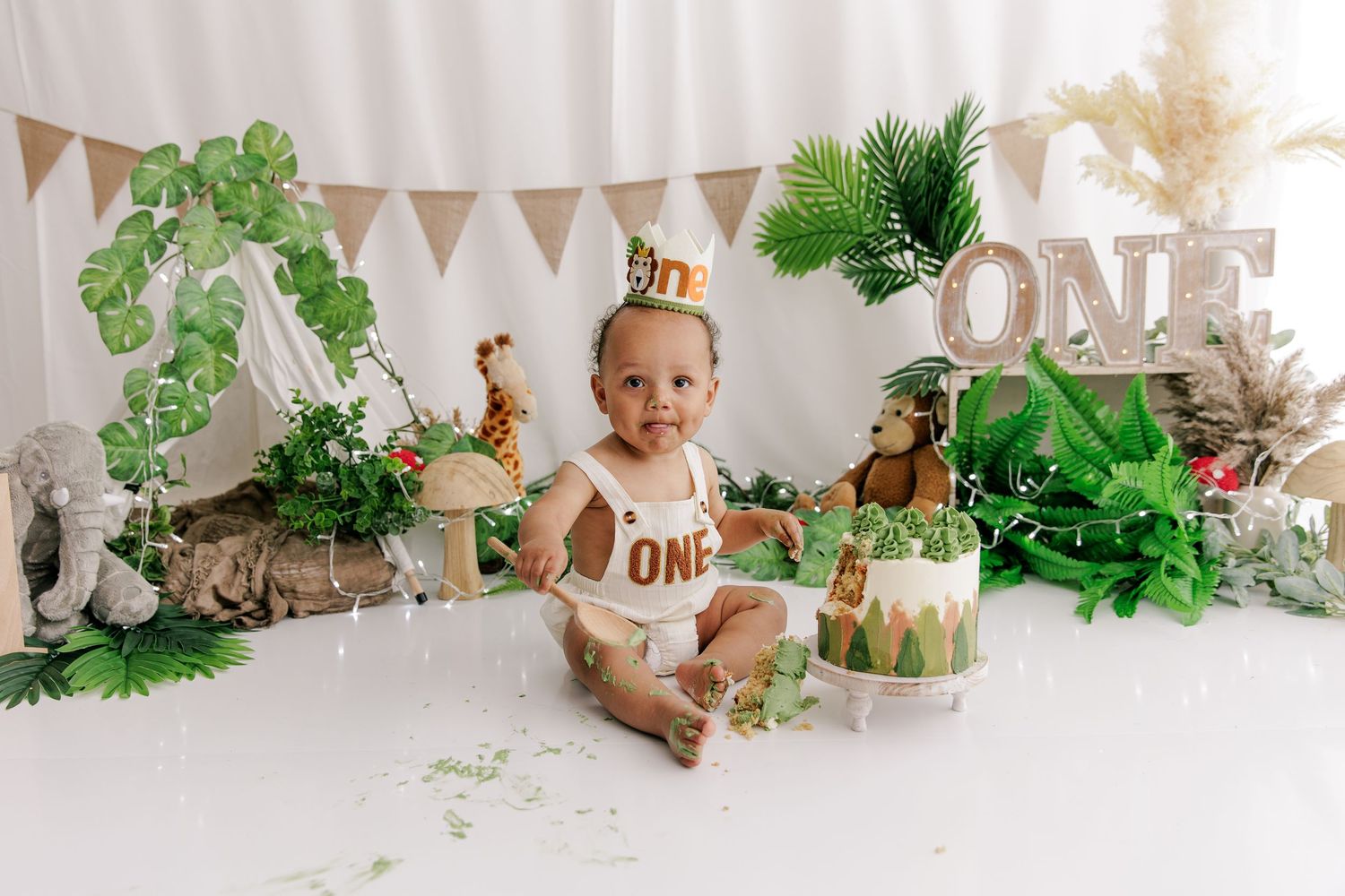 Cake Smash Photoshoot Cannock, Staffordshire, West Midlands, Birmingham