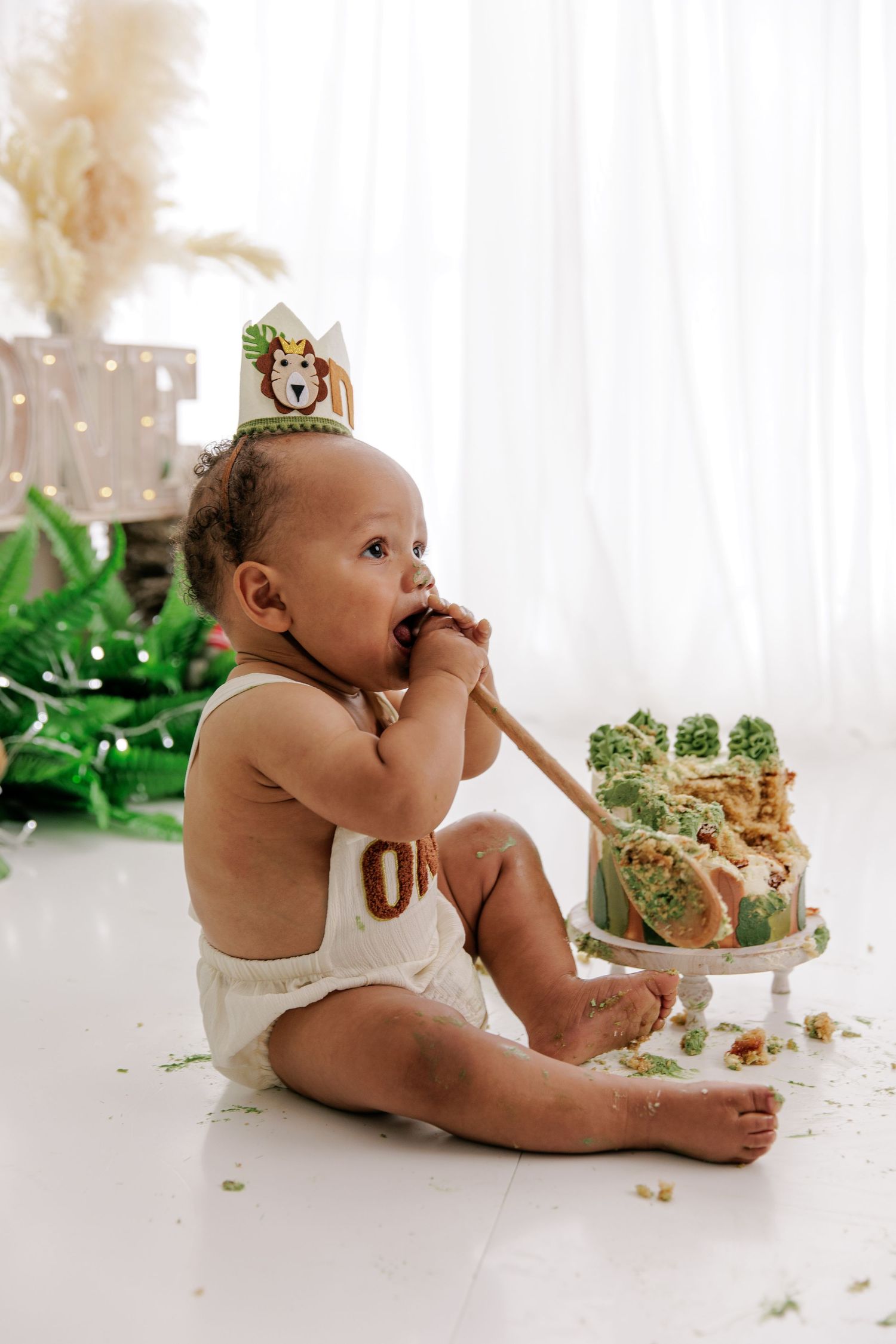Cake Smash Photoshoot Cannock, Staffordshire, West Midlands, Birmingham