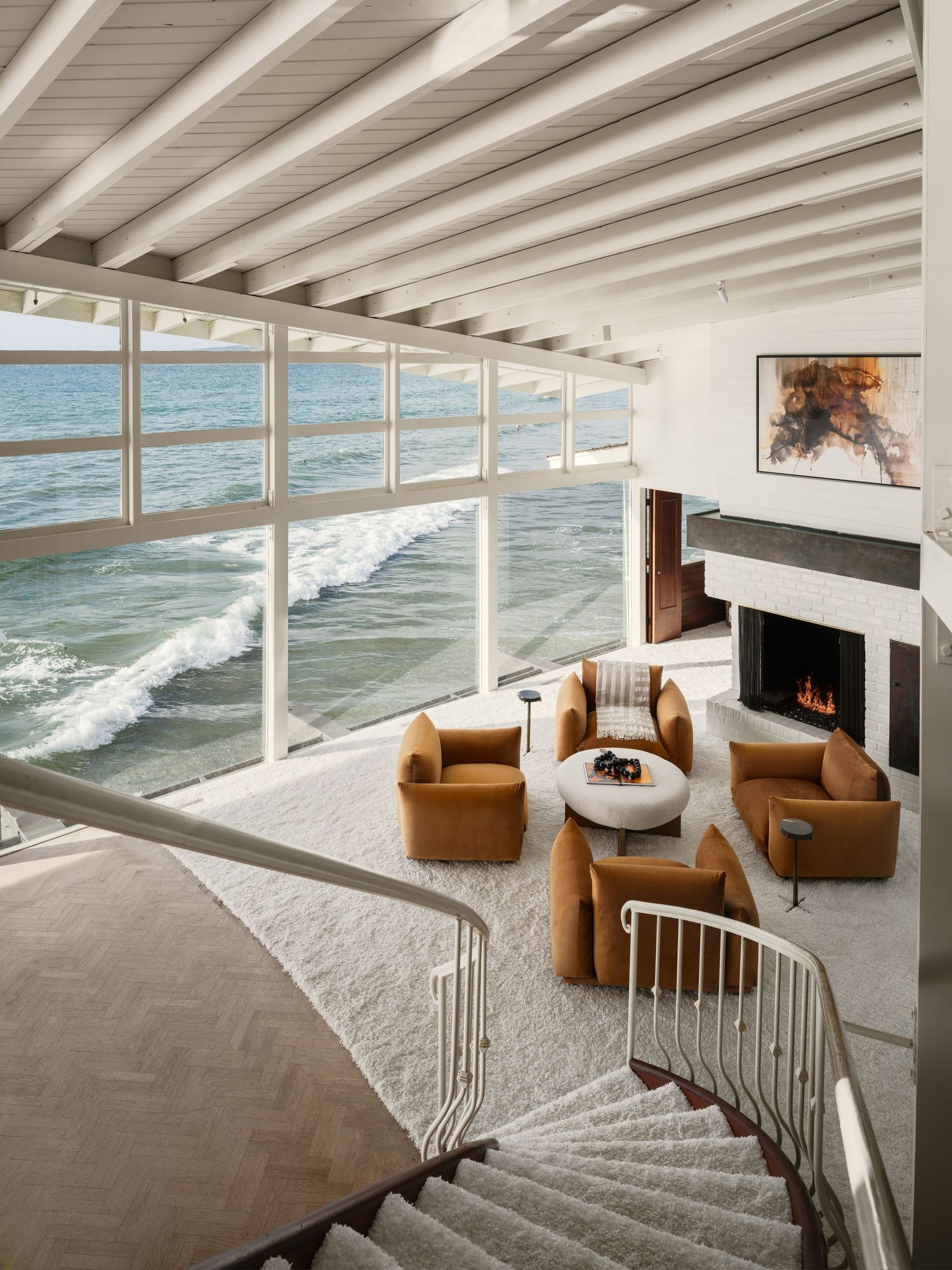 Oceanfront living room at 1890 Spindrift Drive by architect William Kesling with soaring ceilings, panoramic glass, and Pacific views.