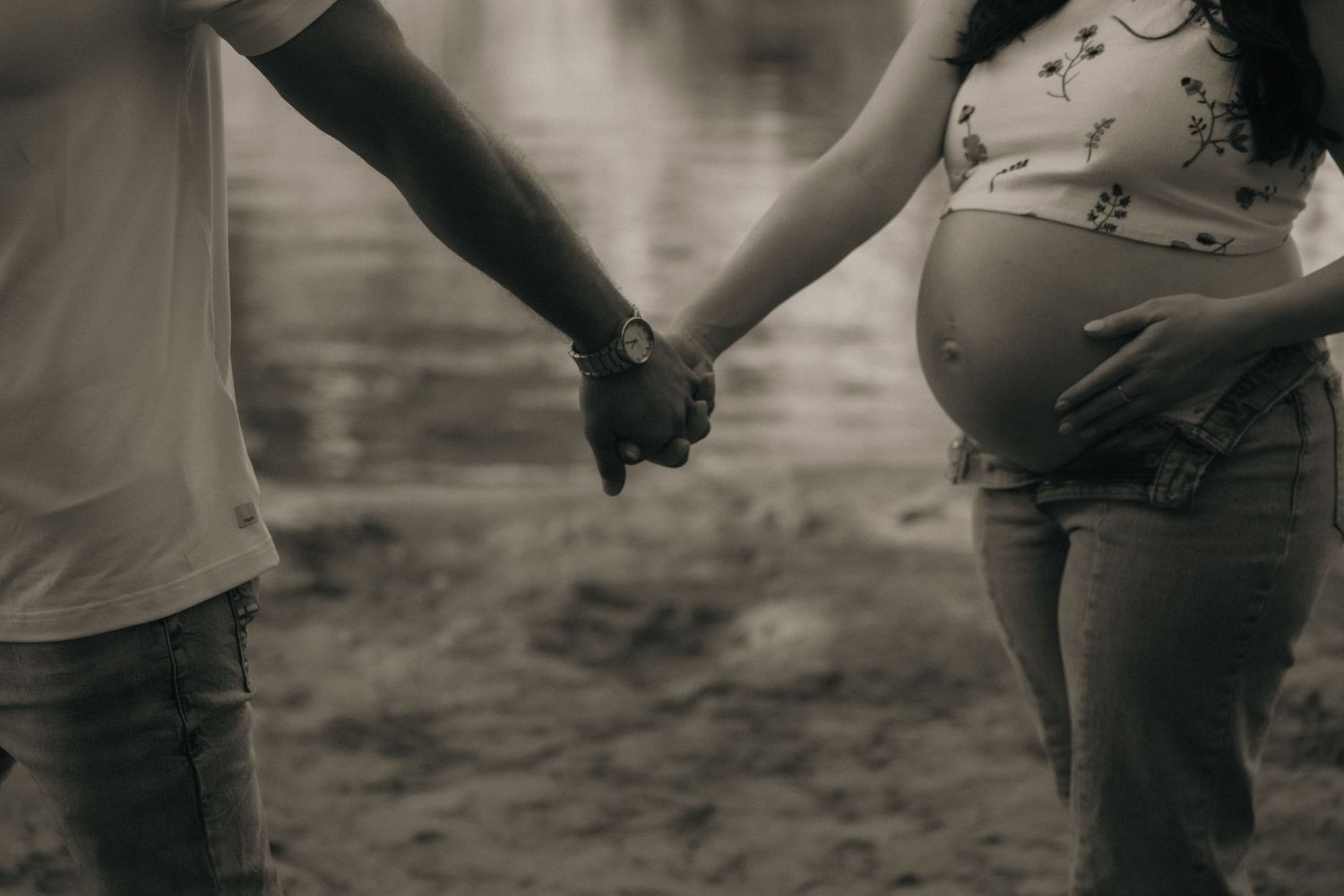 Couples / small family maternity session at the Salt River!