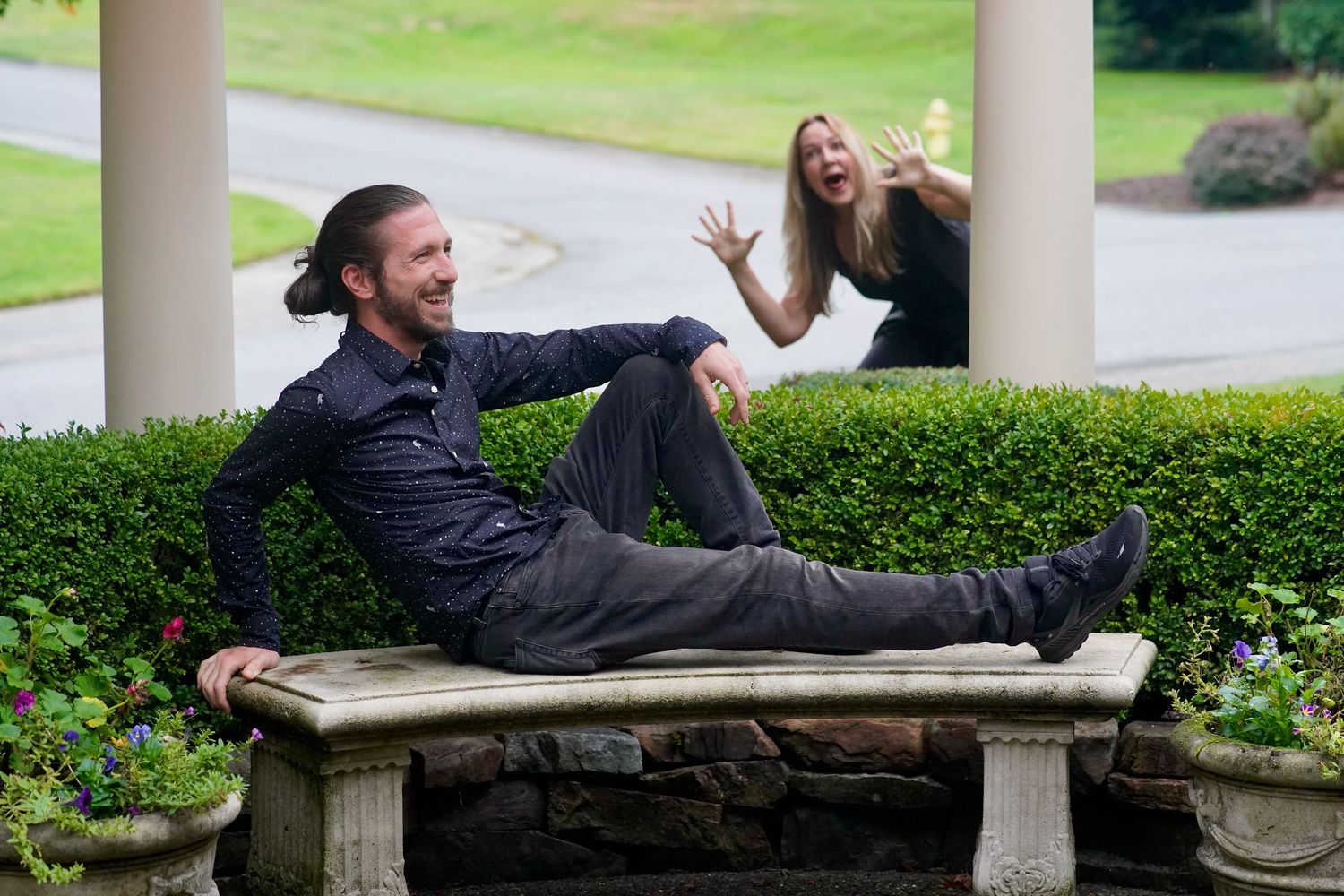Family enjoying a relaxed outdoor photo session in Port Townsend, Washington