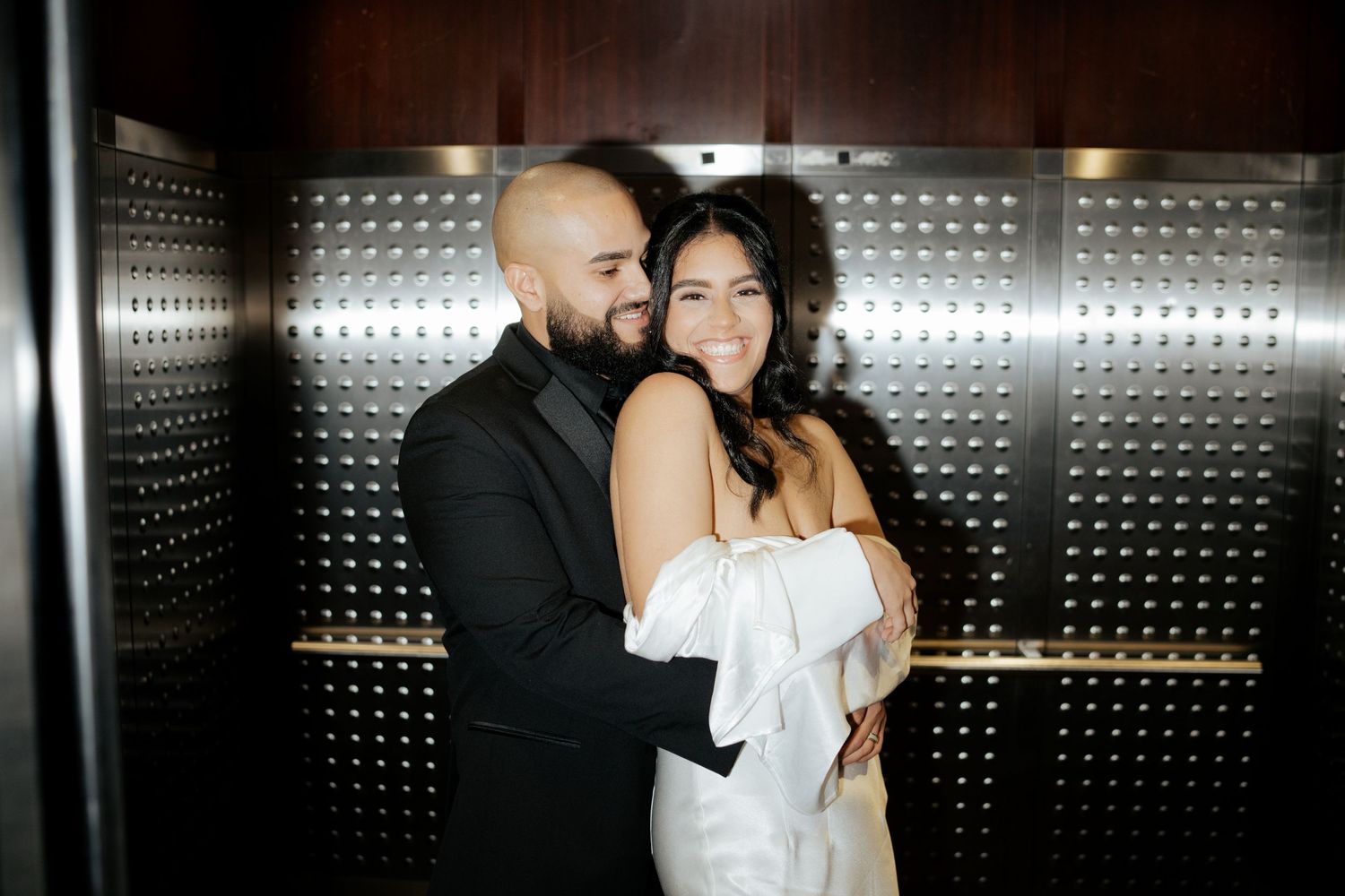 stylish-wedding-photography-for-your-elopement