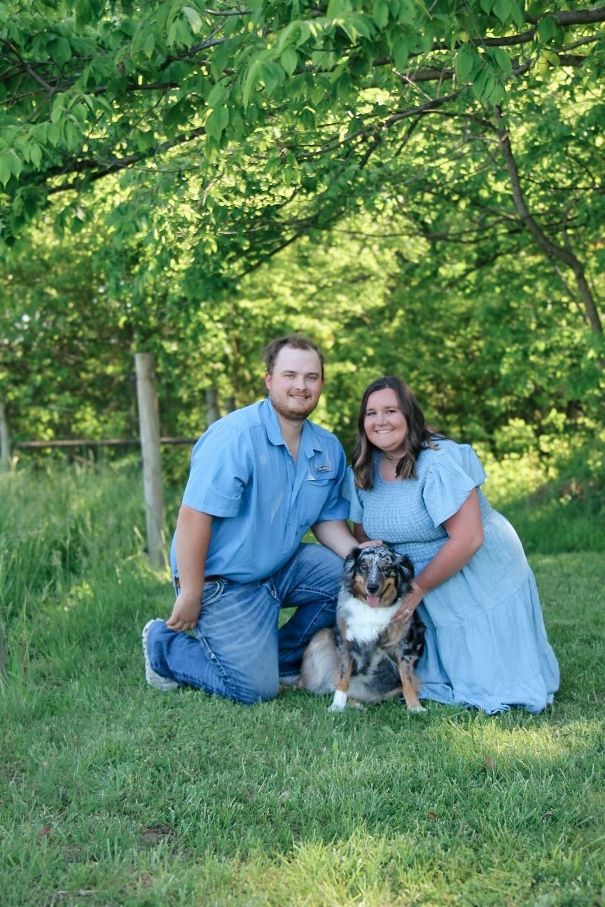 Outdoor family photography session in Central Illinois.