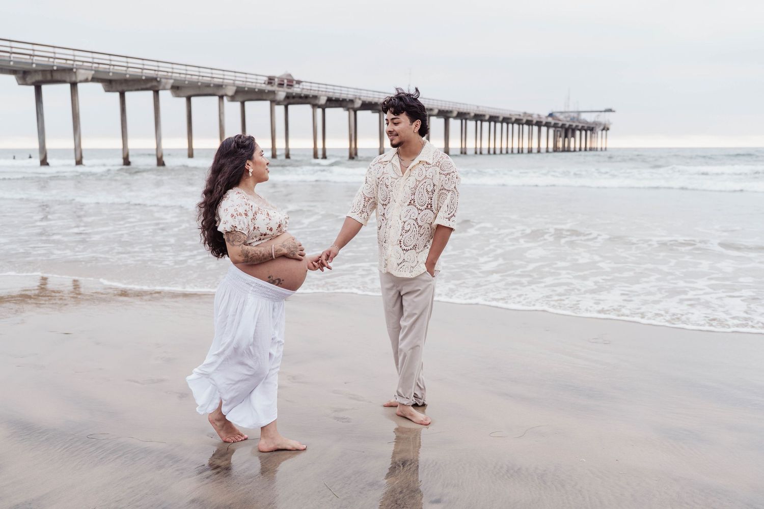 breyman photography san diego photographer scripps pier la jolla maternity neutral beige beach sunset warm soft couple military motherhood