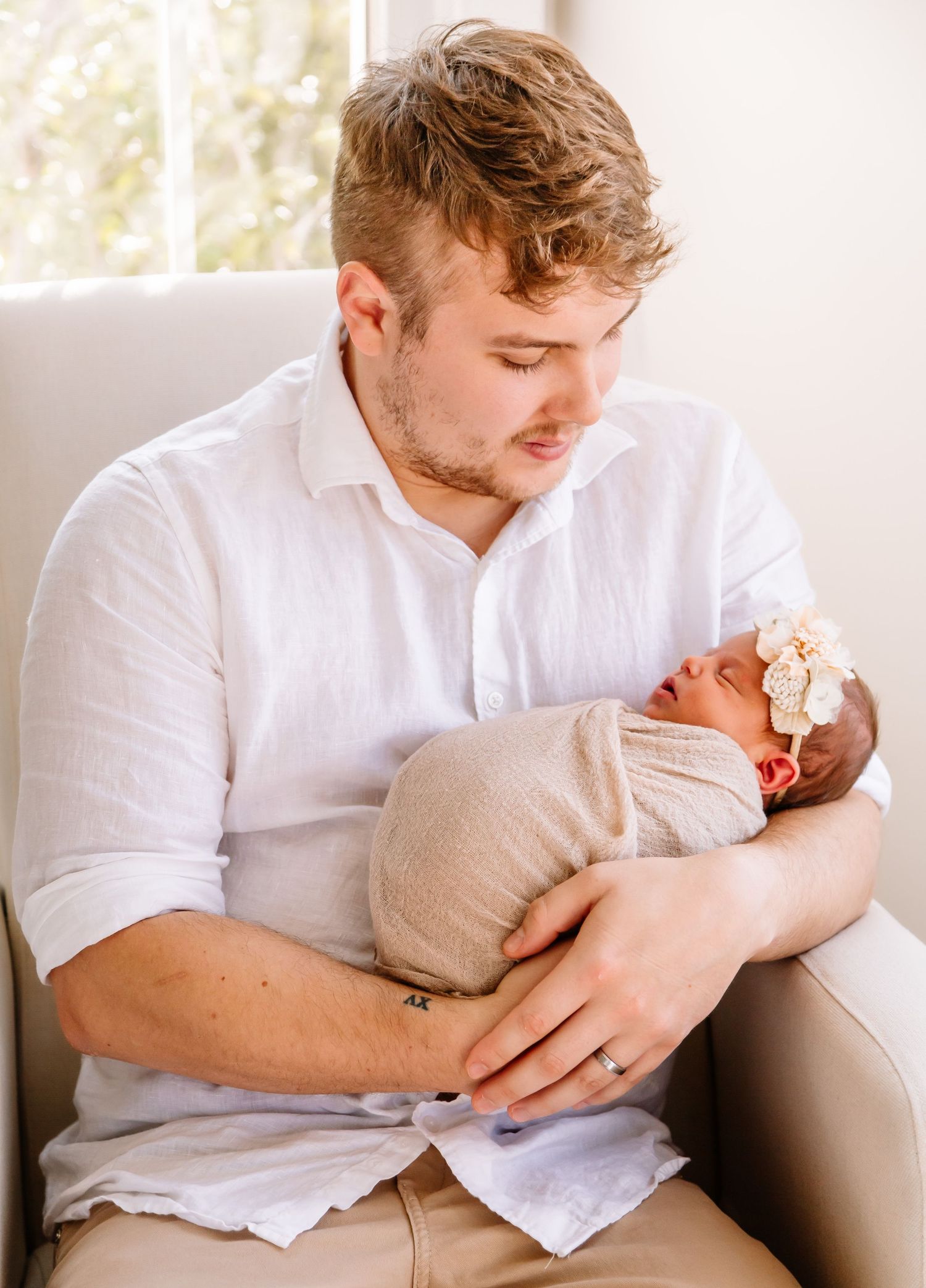 Newborn, light and airy, family photos