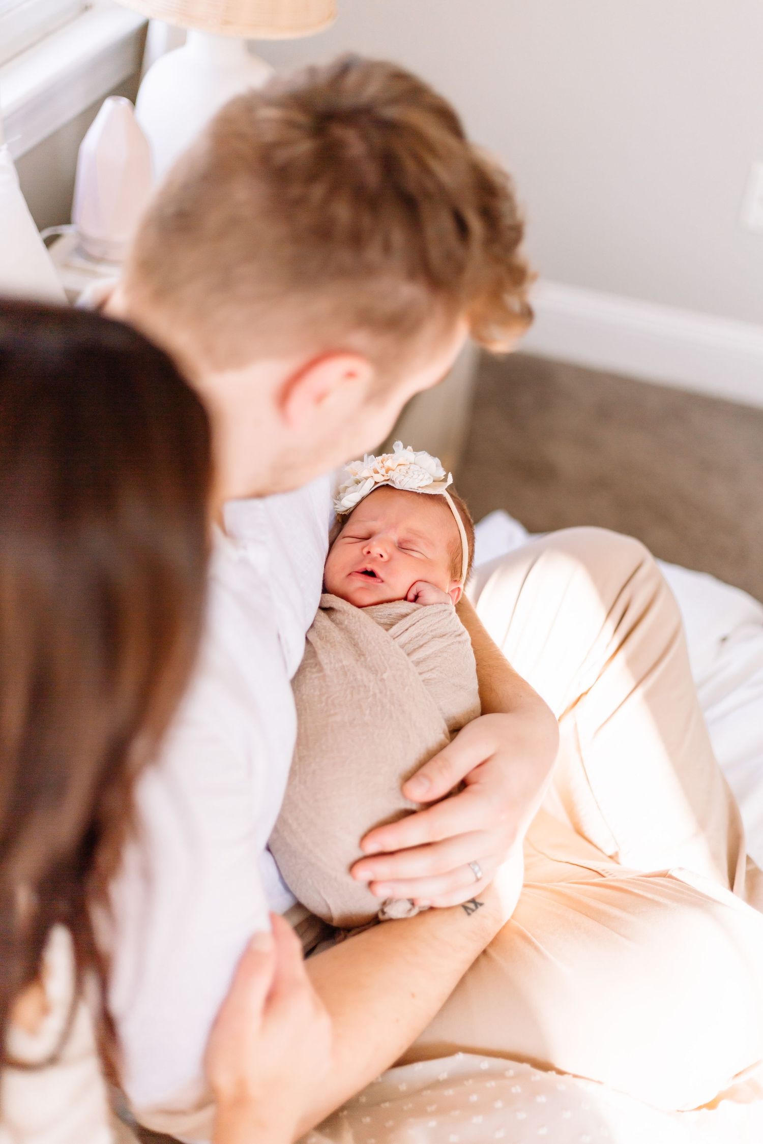 Newborn, light and airy, family photos