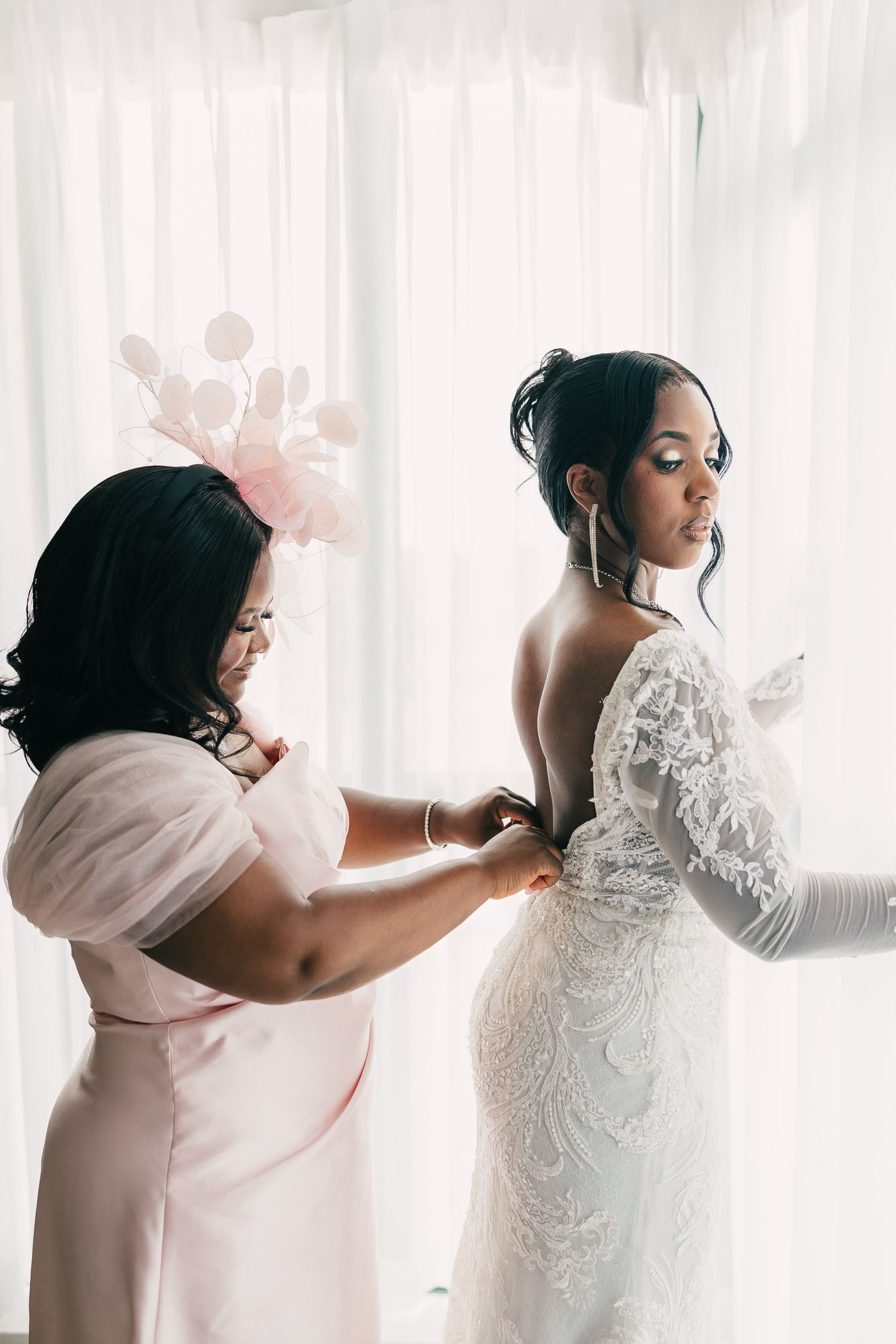 A sequence of photos showing a bride getting ready in a white lace wedding dress against a light curtained background.