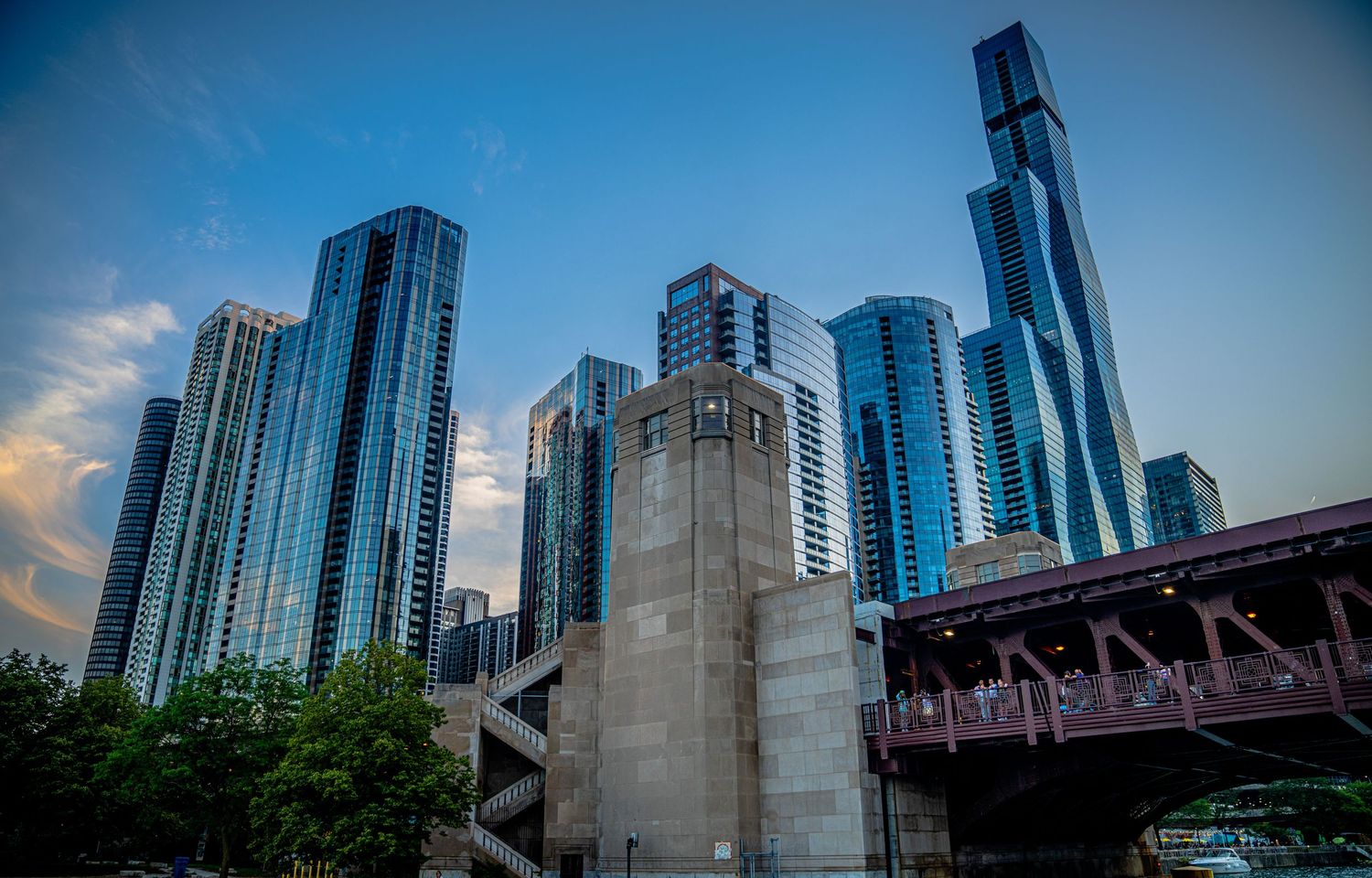 Chicago's contemporary architecture showcasing sleek glass towers along the river.