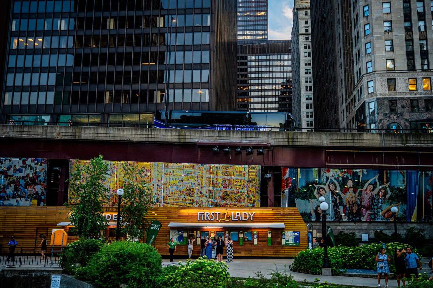 Urban landscape of Chicago featuring modern buildings and pedestrian walkways.