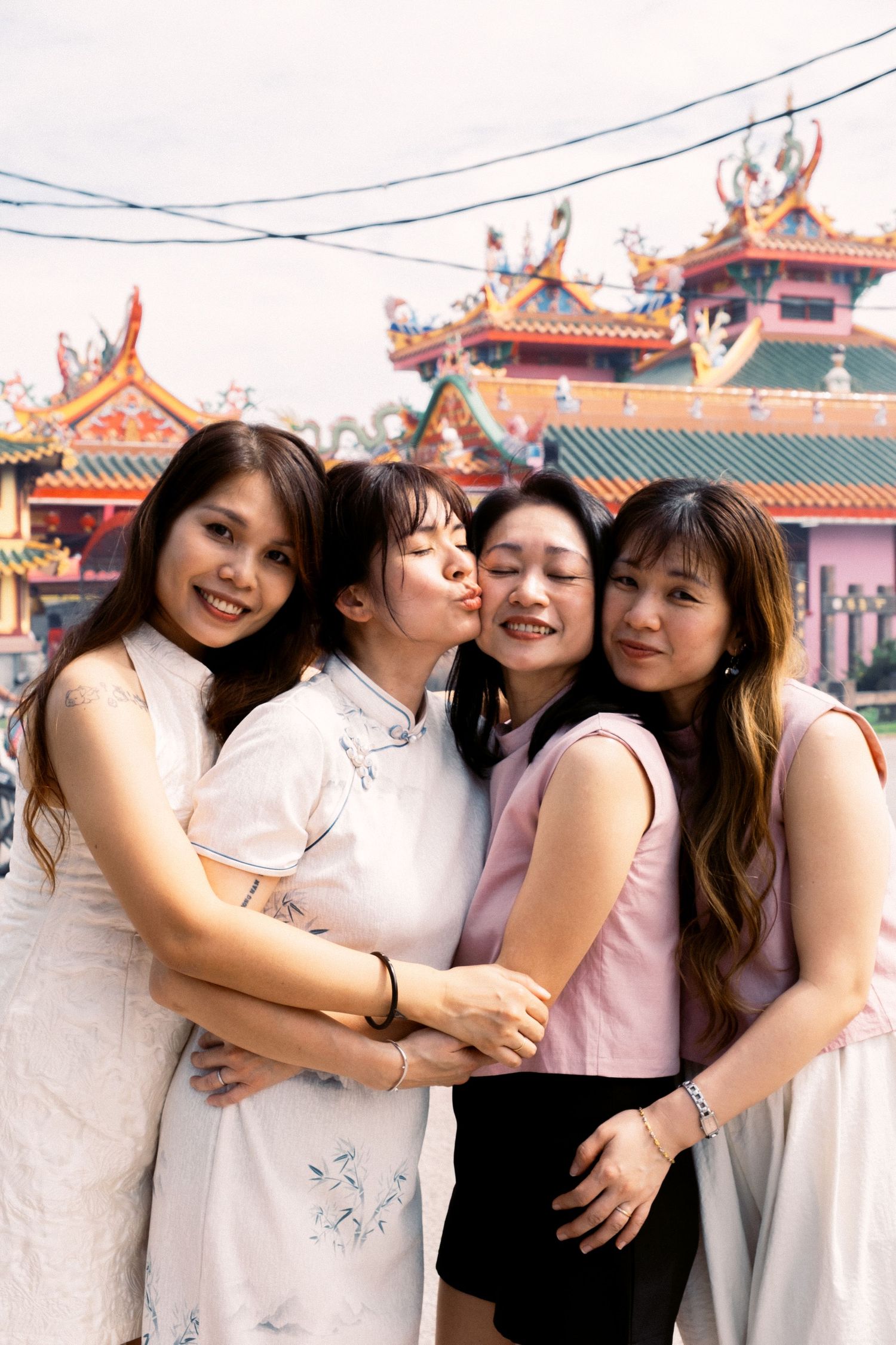 Wedding day shoot by HoidianNg Photography