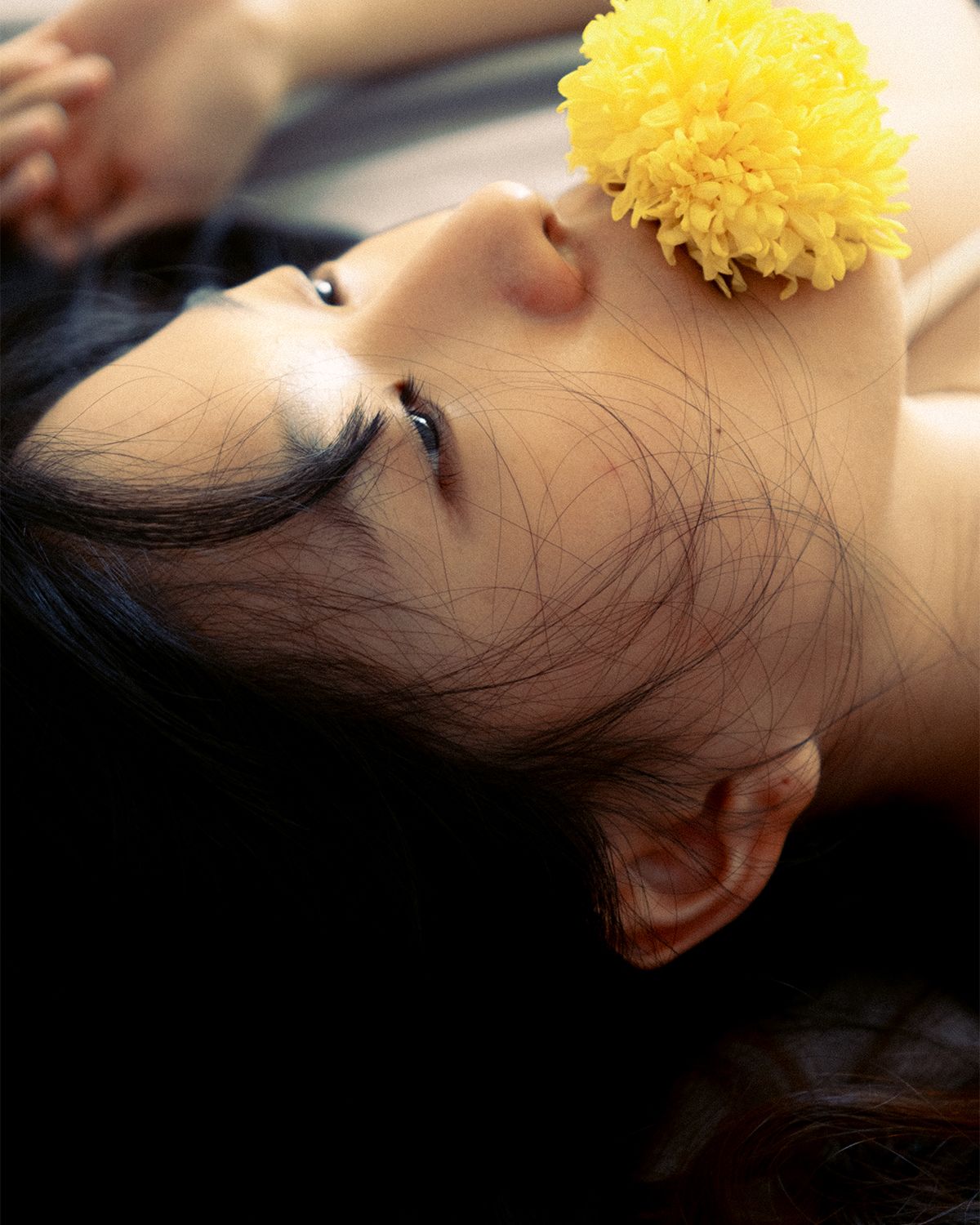 Female solo portrait by HoidianNg Photography