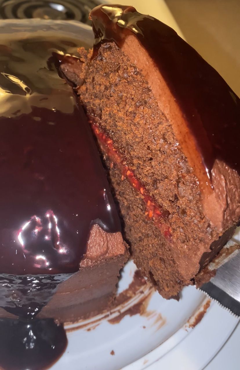 Chocolate cake with raspberry filling