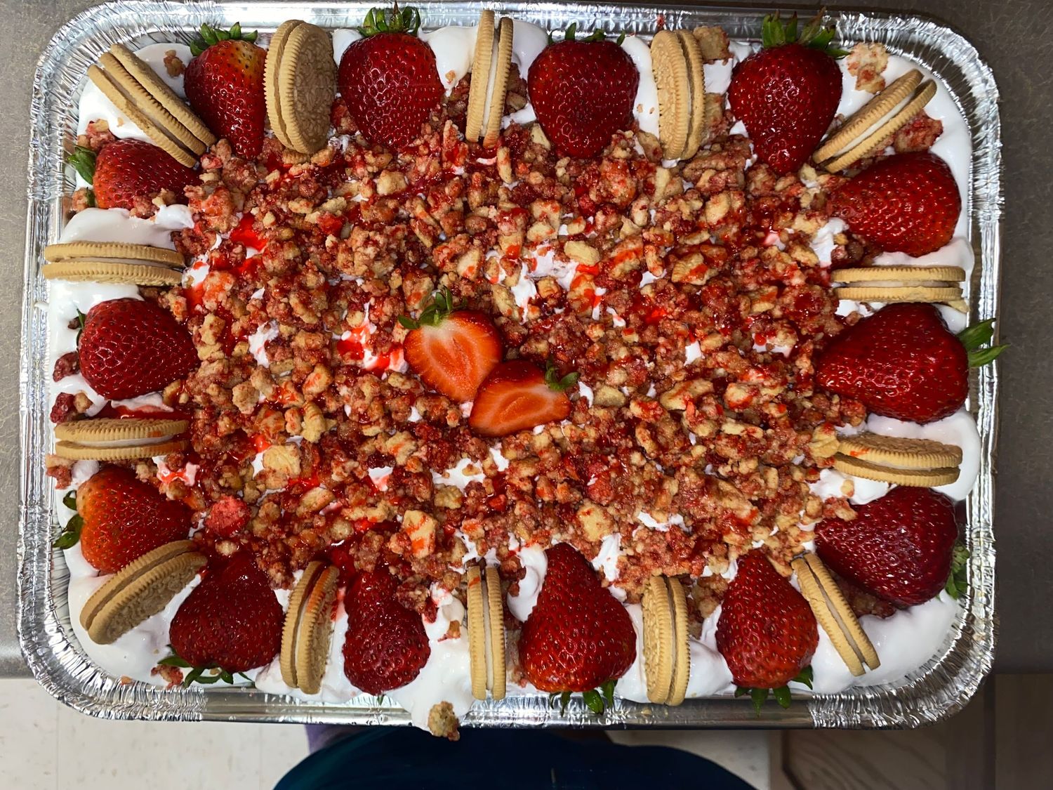 Strawberry vanilla Oreo crunch cake