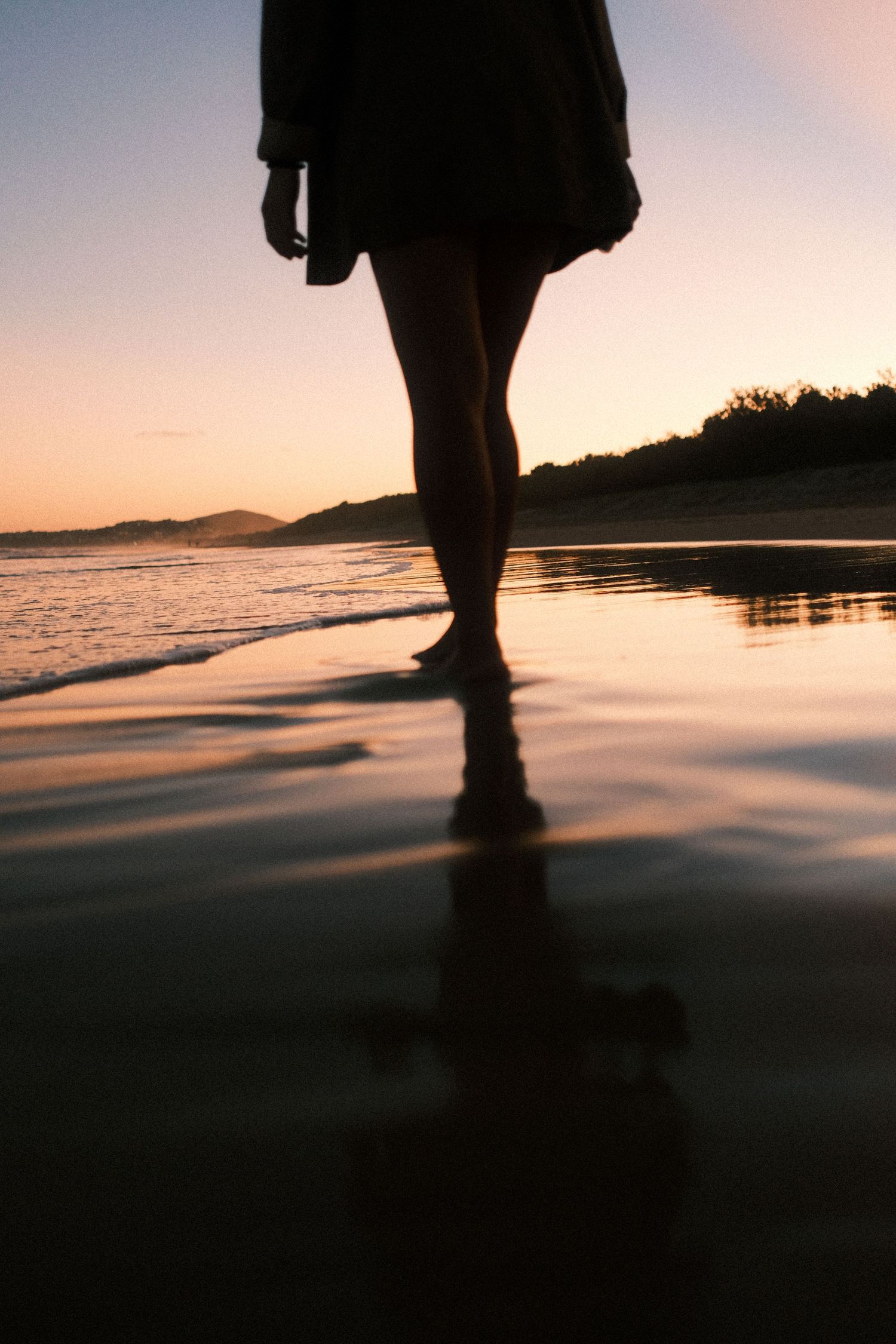 minimalist, peregian beach, ocean, wave, water, sand , beach, photo, street photography, natural, husband and wife