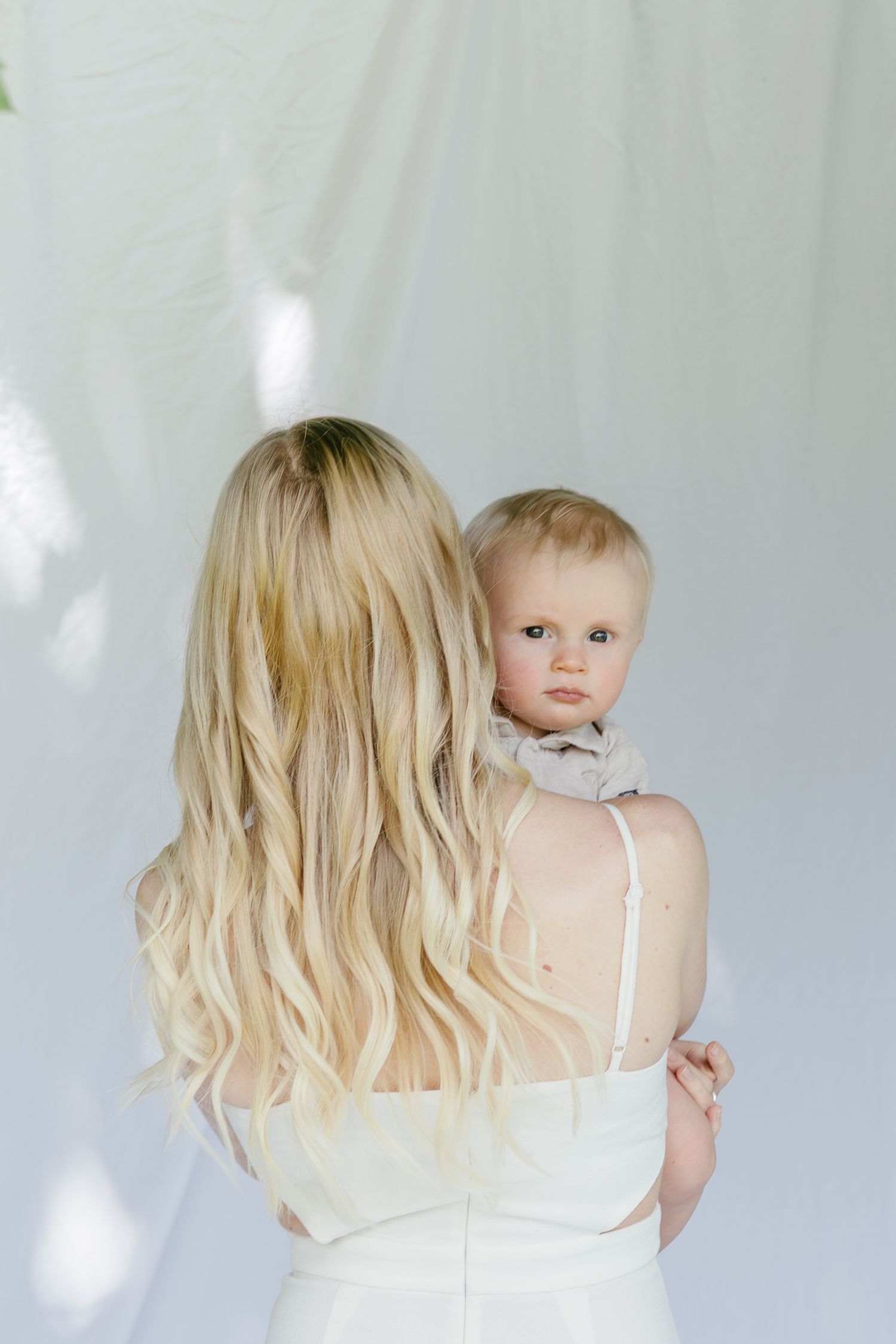 Professional Photographer in Montreal, the South Shore, Laval and Surrounding Areas. Family, new born, maternity, events