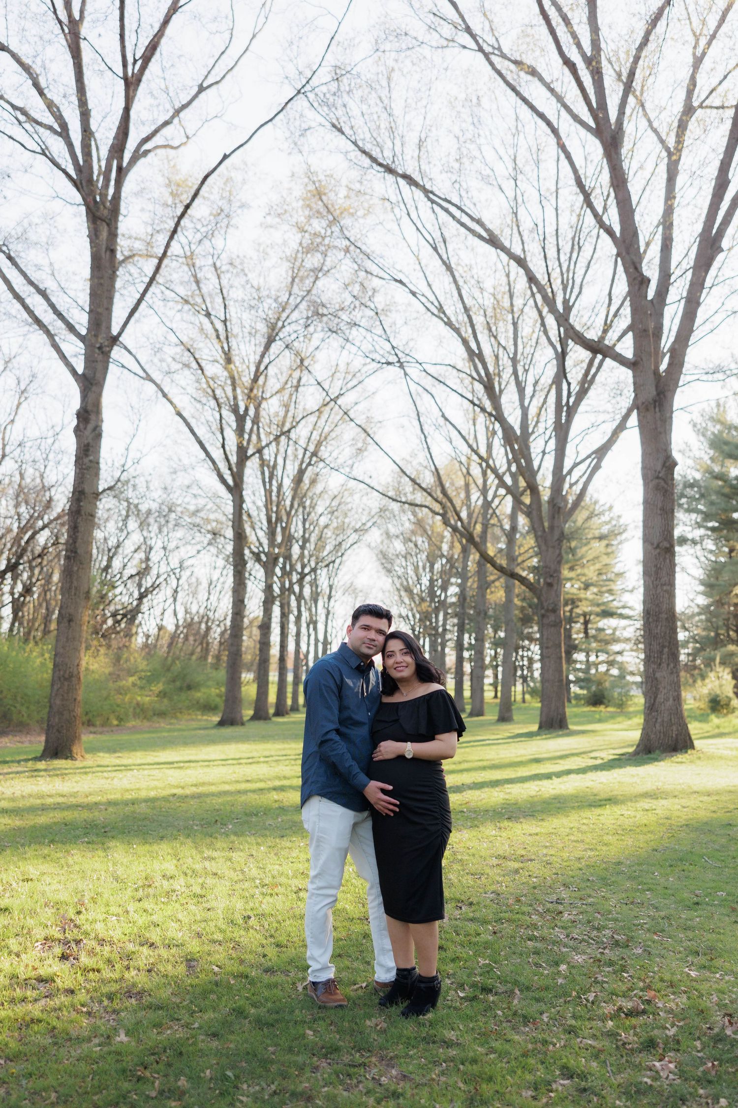 SPRING MATERNITY PHOTO PHOTOSHOOT ST JAMES PARK