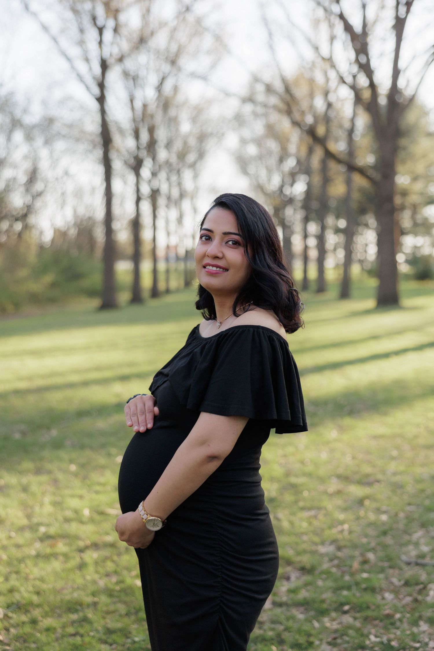 SPRING MATERNITY PHOTO PHOTOSHOOT ST JAMES PARK