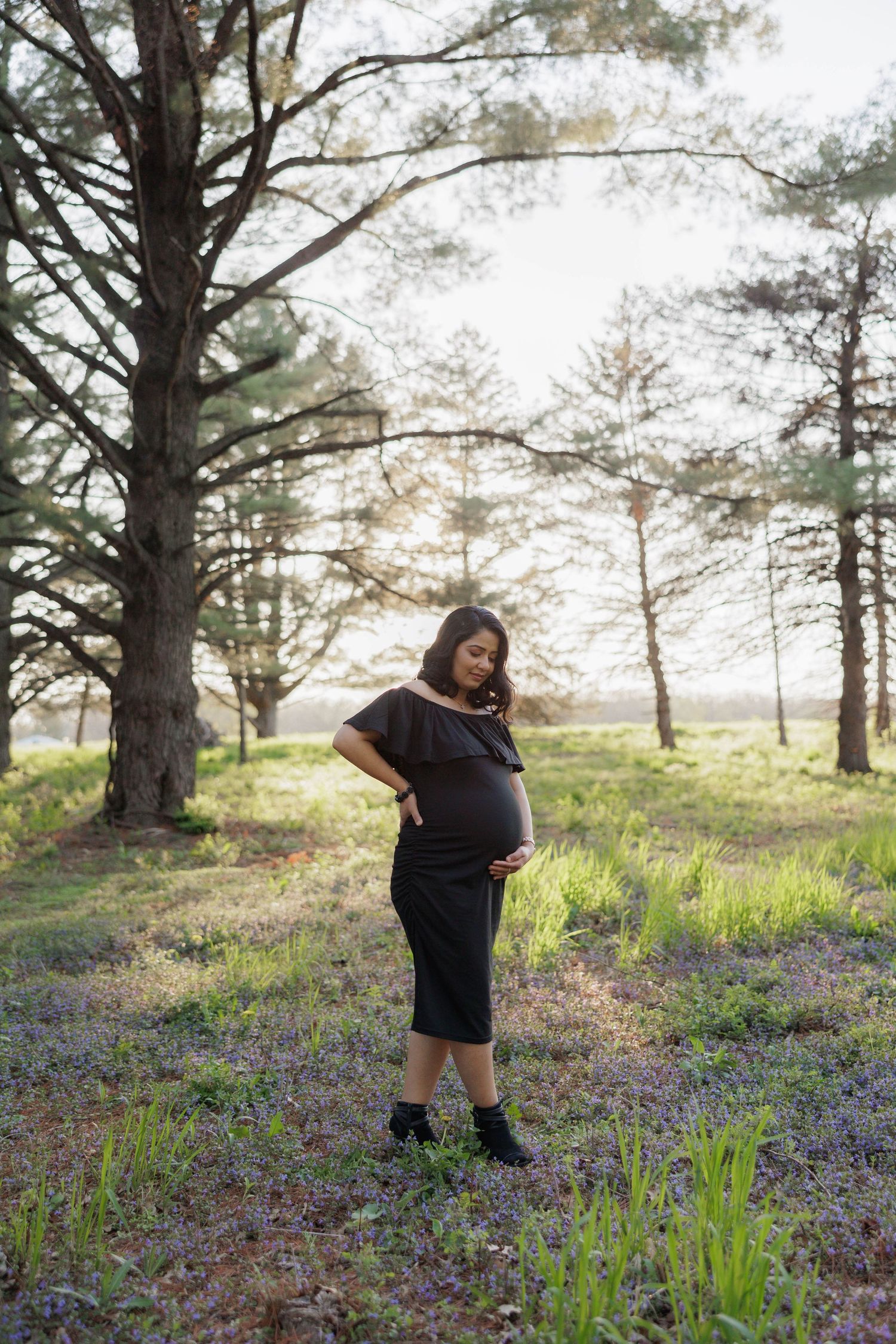 SPRING MATERNITY PHOTO PHOTOSHOOT ST JAMES PARK