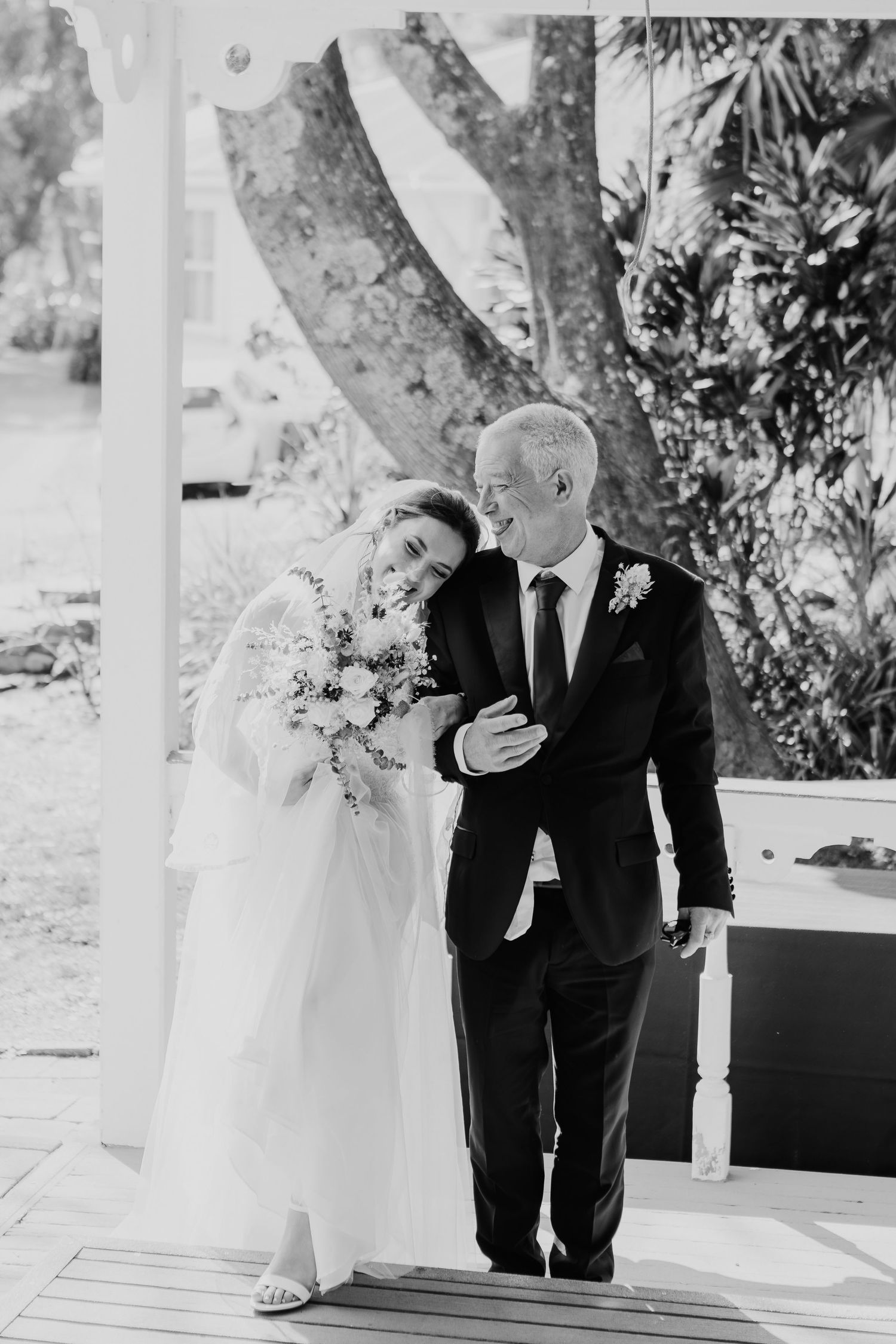 Series of candid moments between wedding couple on a sunlit porch.