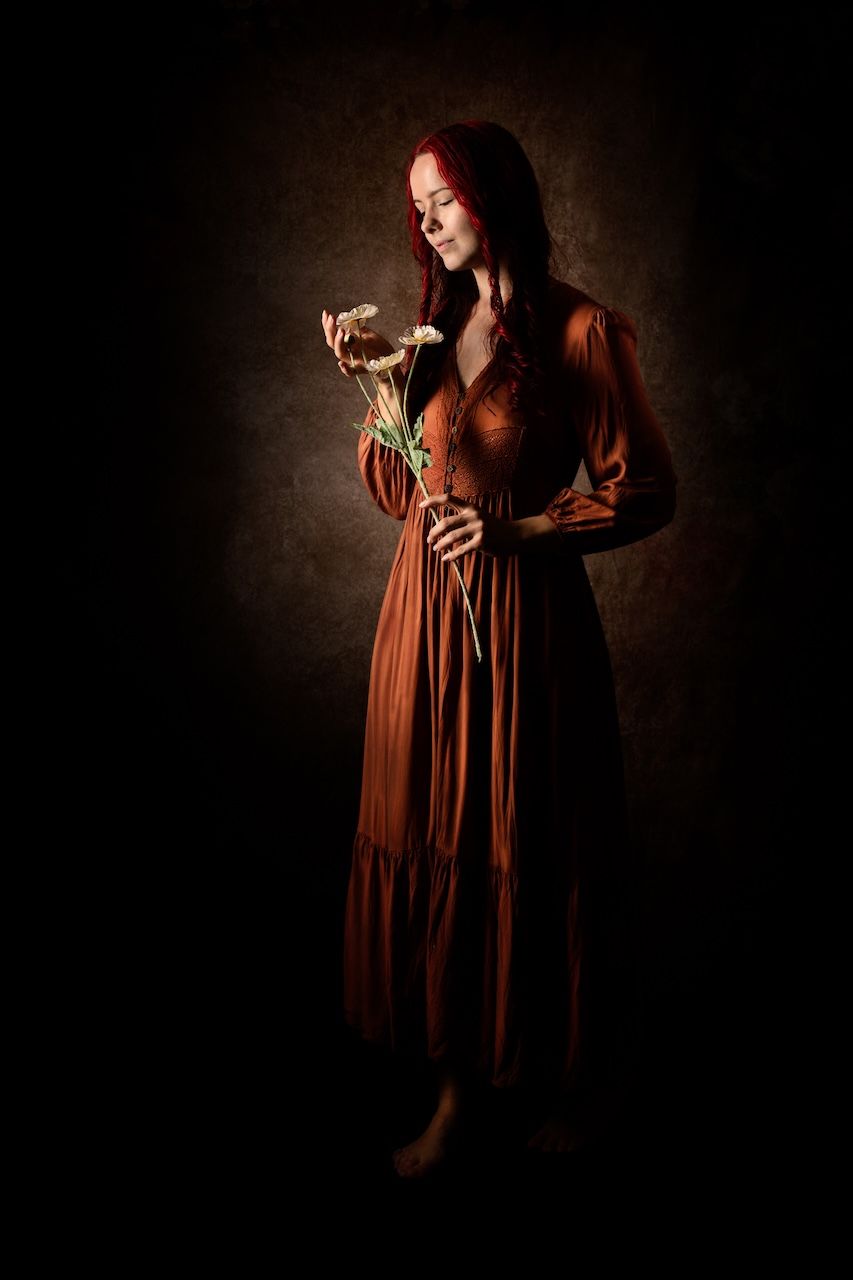 Fotoshoot in Zeewolde Archteype expositie verzorgende vrouw