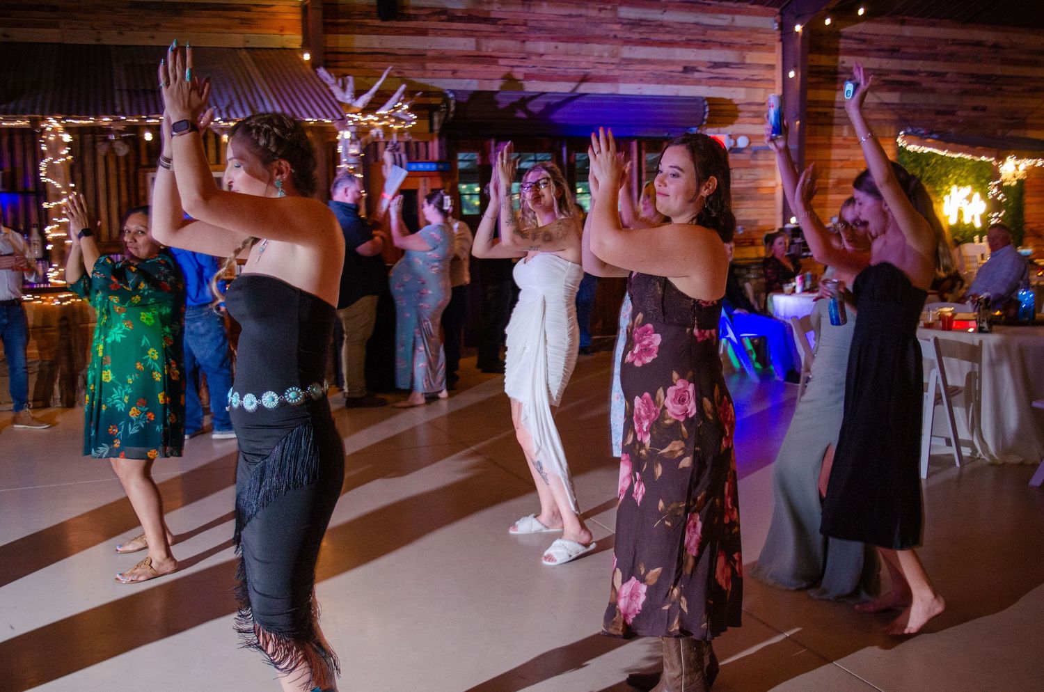 Fun, candid reception photos