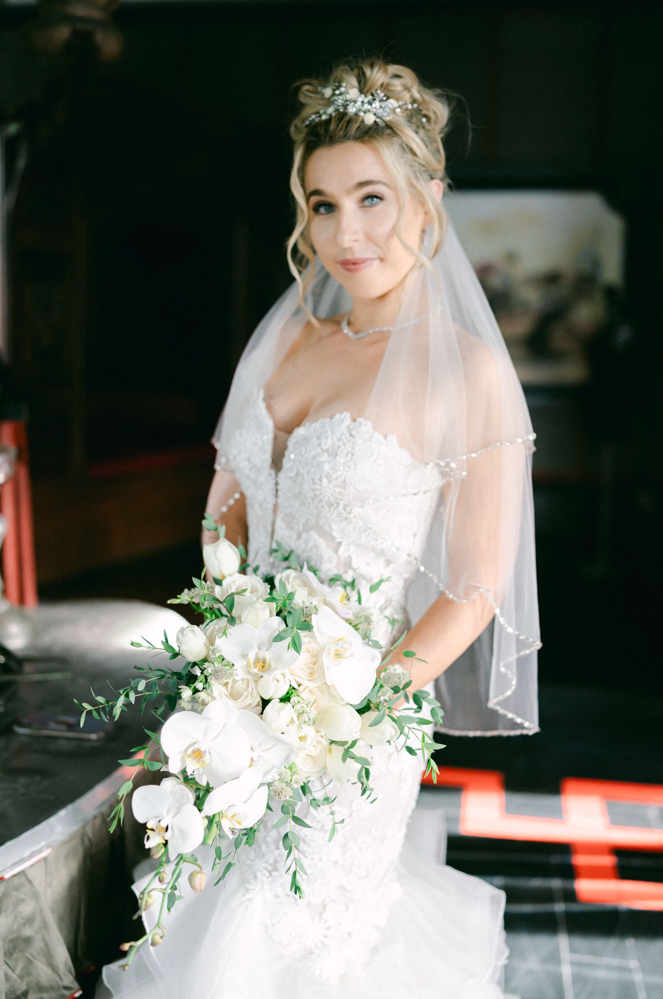 bride get ready at Intercontinental Da nang wedding
