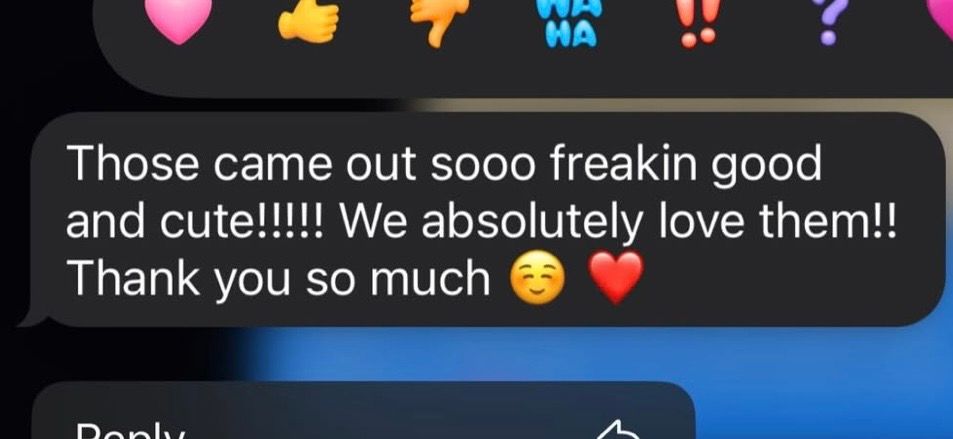 A glowing five-star customer review praising cute and well-made products with a satisfied emoji and red heart.