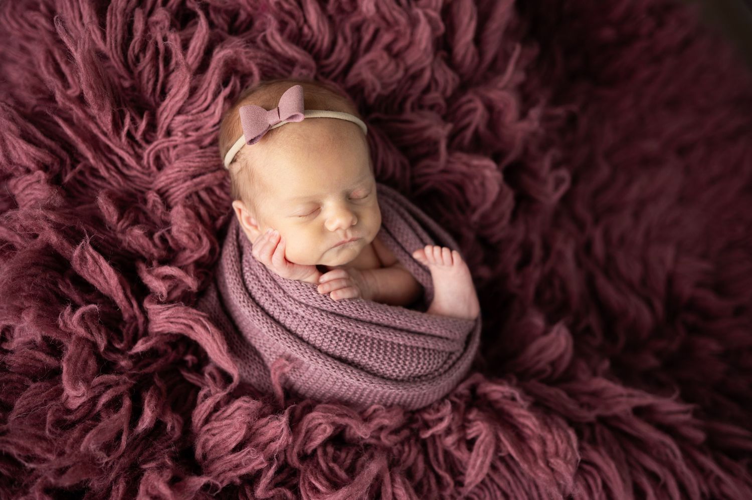 Newborn Gallery of pictures taken by Dawn Kroening Photography located in Ponoka Alberta