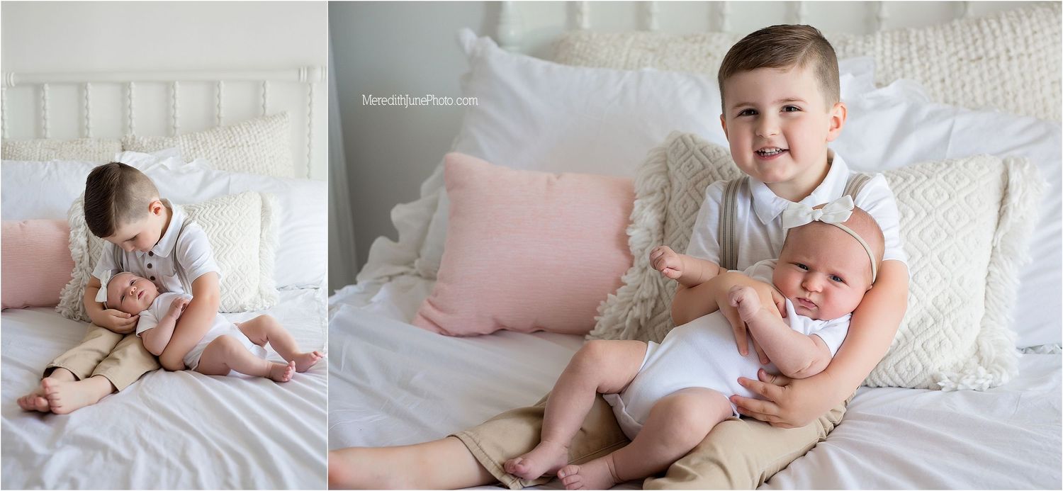 Lifestyle photography session showing tender moments with a baby on white bedding.