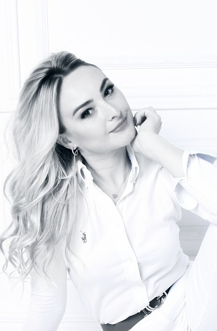 As a trusted high-end matchmaking agency, Dolce Vita Matchmaking offers a refined alternative to online dating. Our clients avoid dating app