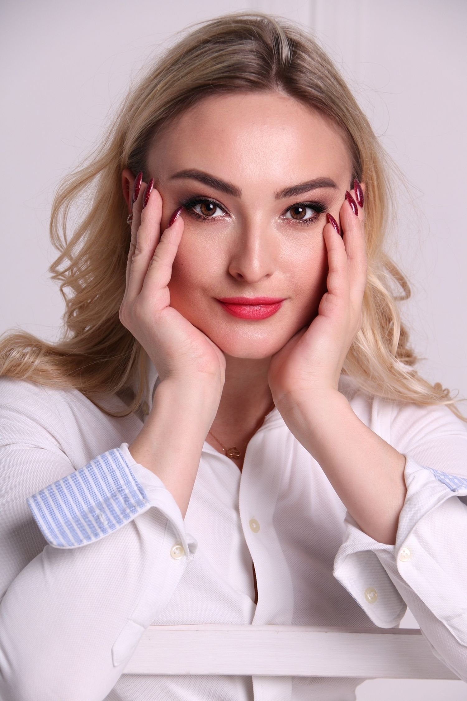 matchmaking agency USA
elite dating agency Europe
professional matchmaking Ukraine
international matchmaking service
luxury dating agency