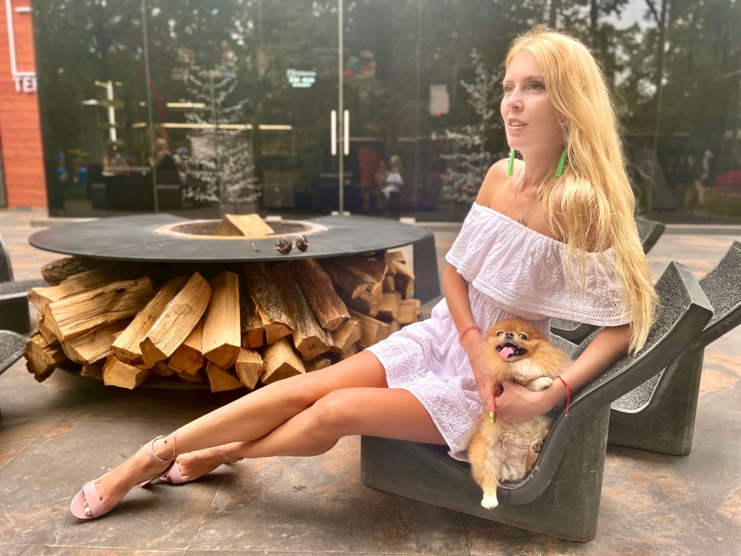 dating in europe with ukrainian ladies
matchmaker near me
beautiful ukrainian lady
trophy wife
classy lady beautiful lady in kiev
date in eu
