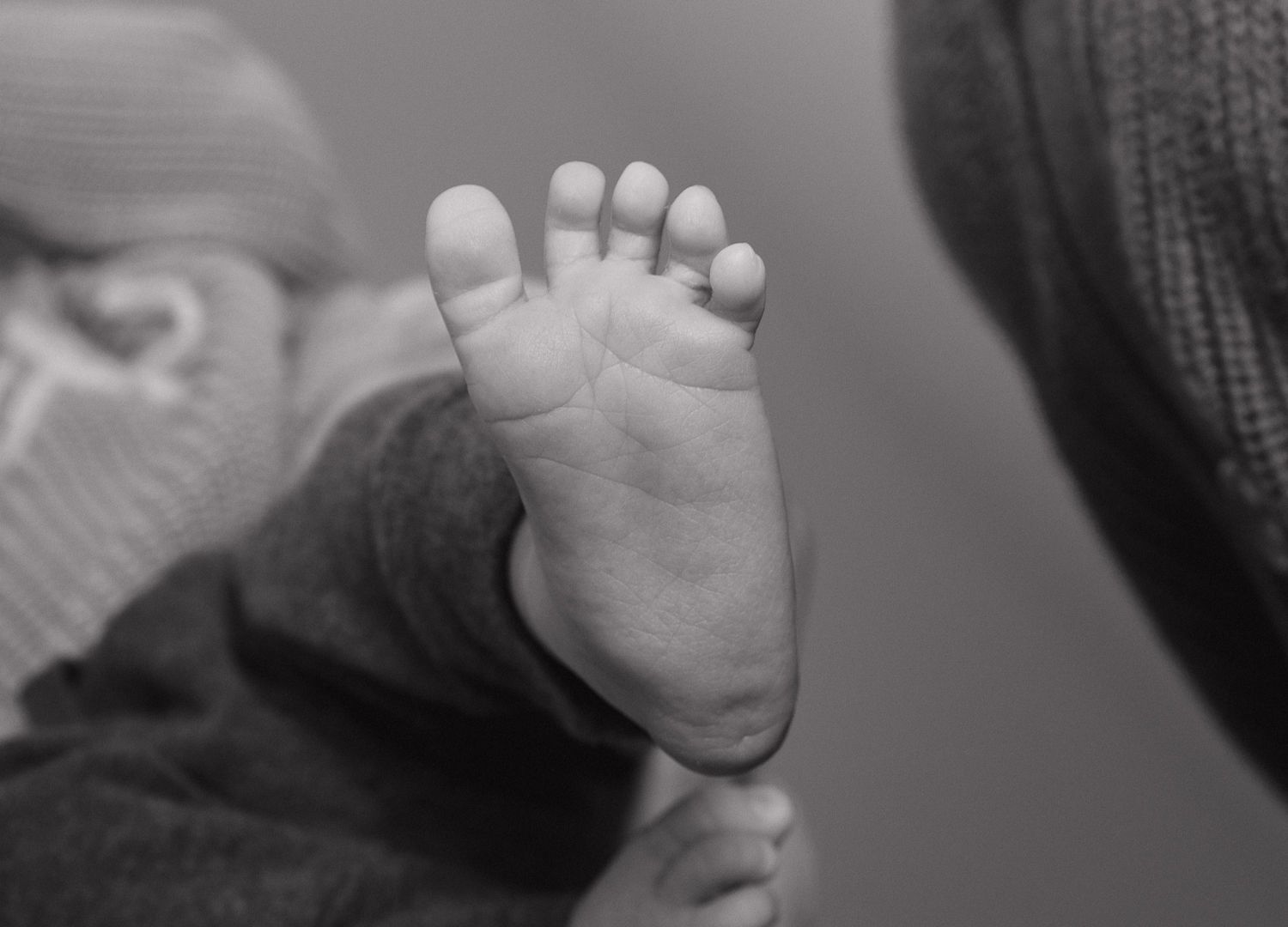 Newborn photographer serving Milton, Pensacola, Pace, and surrounding Northwest Florida areas.