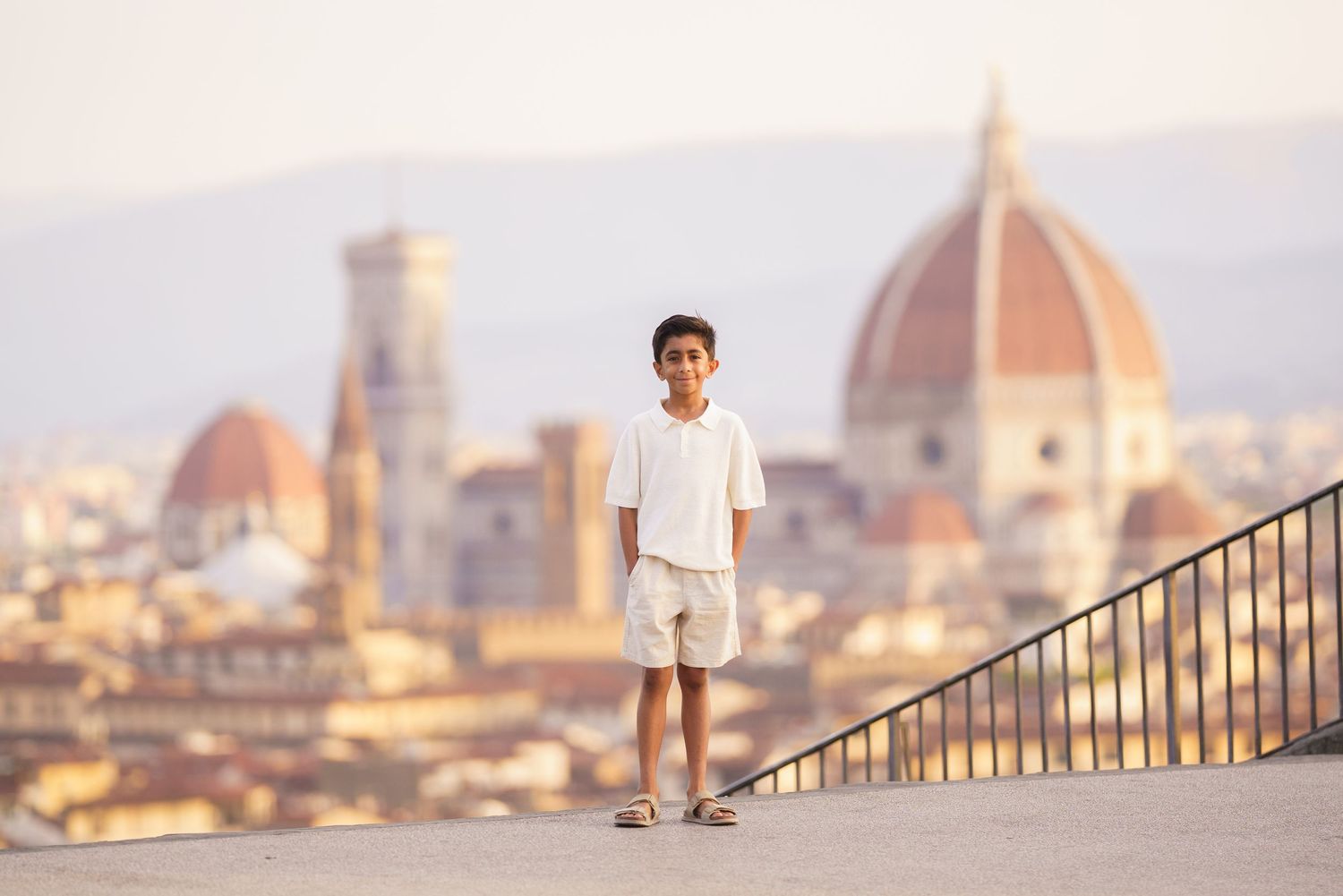 Florence family photographer at sunrise