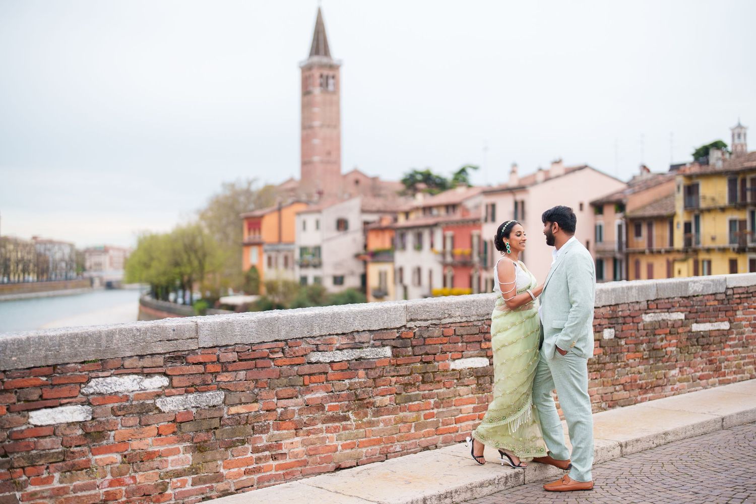 couple photoshoot ponte pietra verona italy romantic destination photography verona