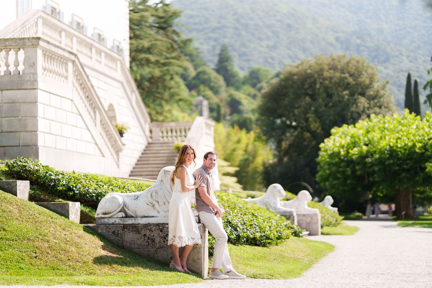 Family photography session at Villa Melzi on Lake Como