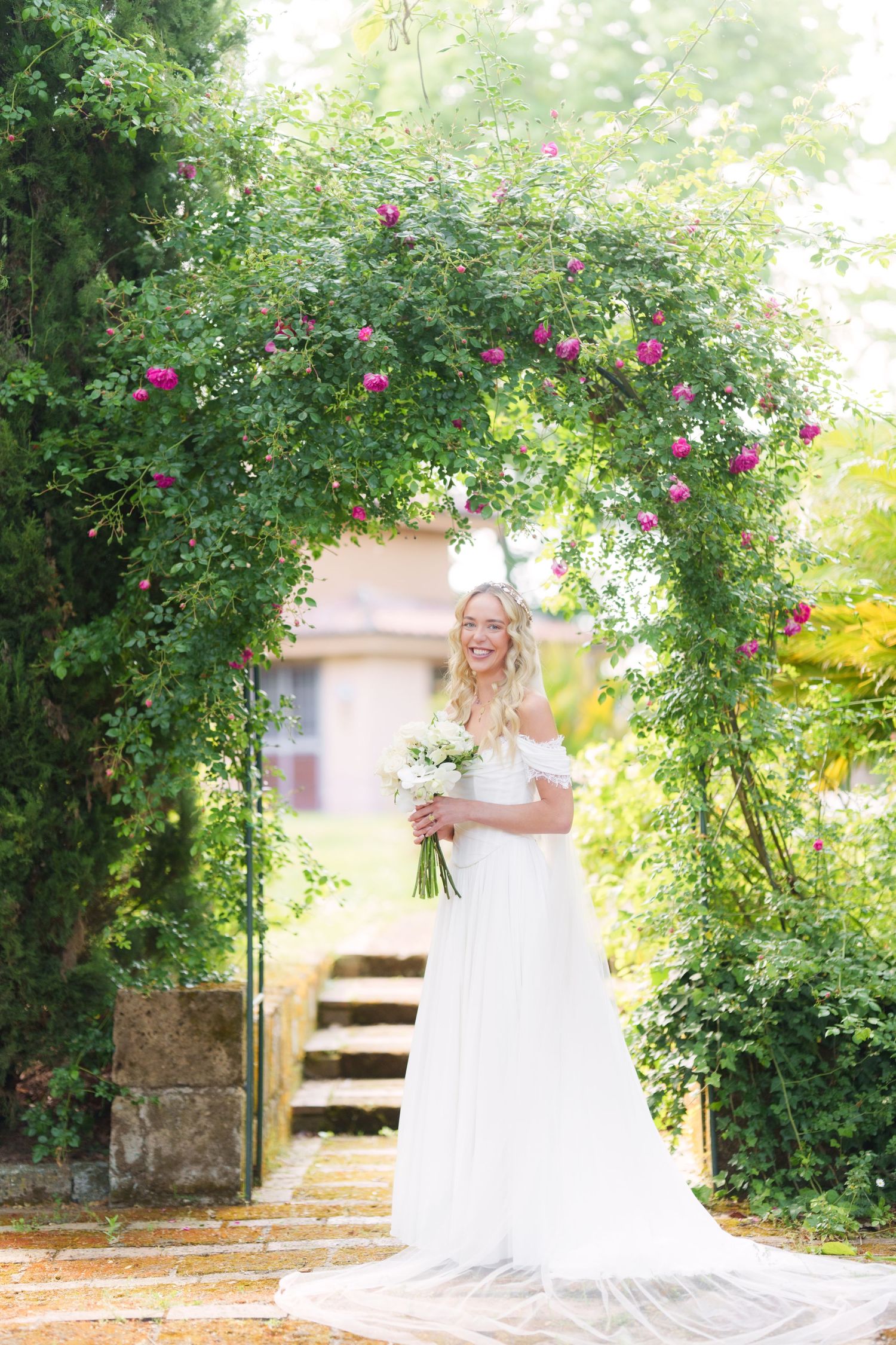 light and airy wedding photographer Italy