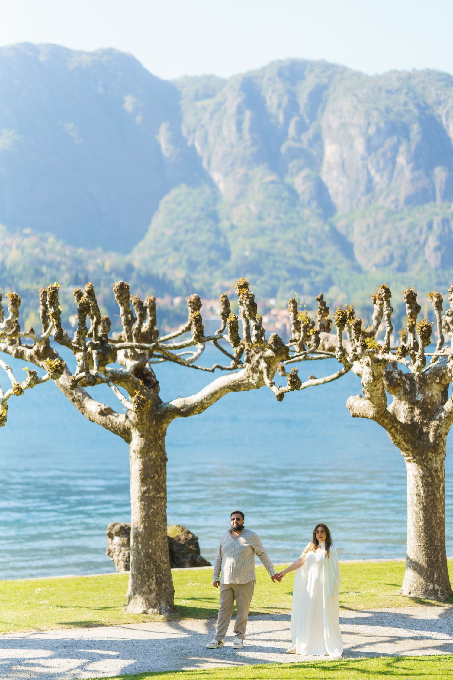 Bellagio photographer Villa Melzi maternity photoshoot Lake Como