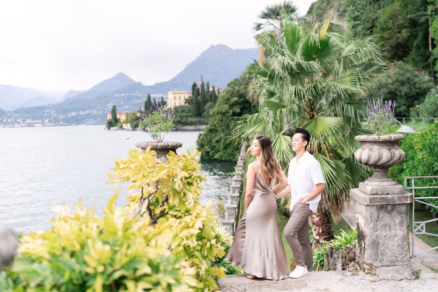 villa monastero proposal and couples photographer