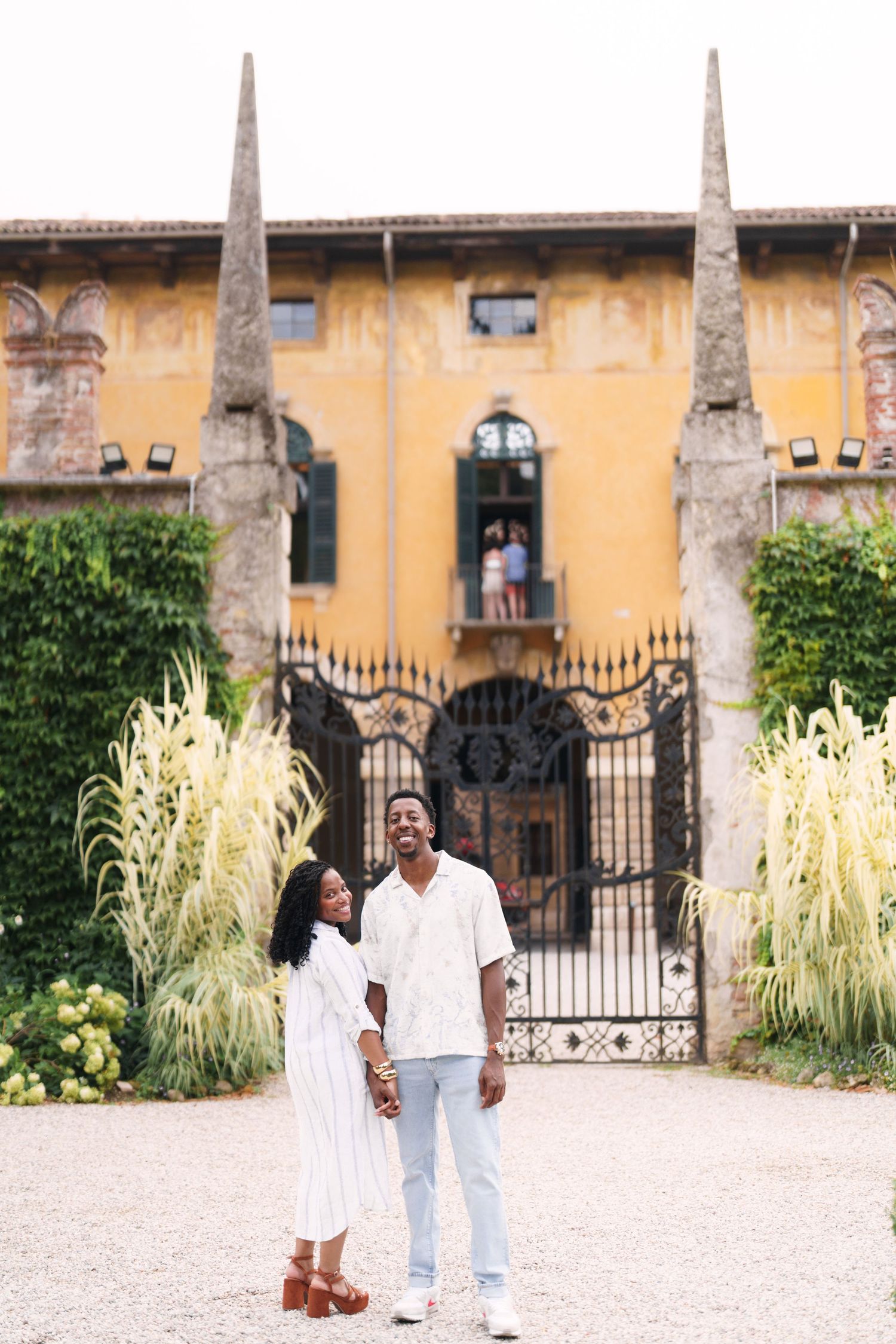 Happy engaged couple at Giardino Giusti Verona photographed by wedding photographer Italy Verona