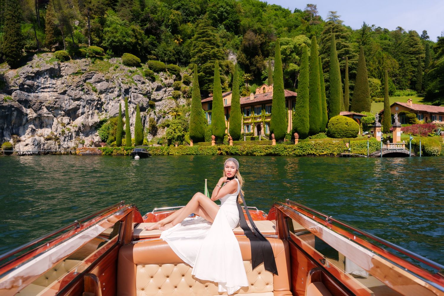Luxury photographer Italy Como Lake creating editorial style portraits in Menaggio and Bellagio