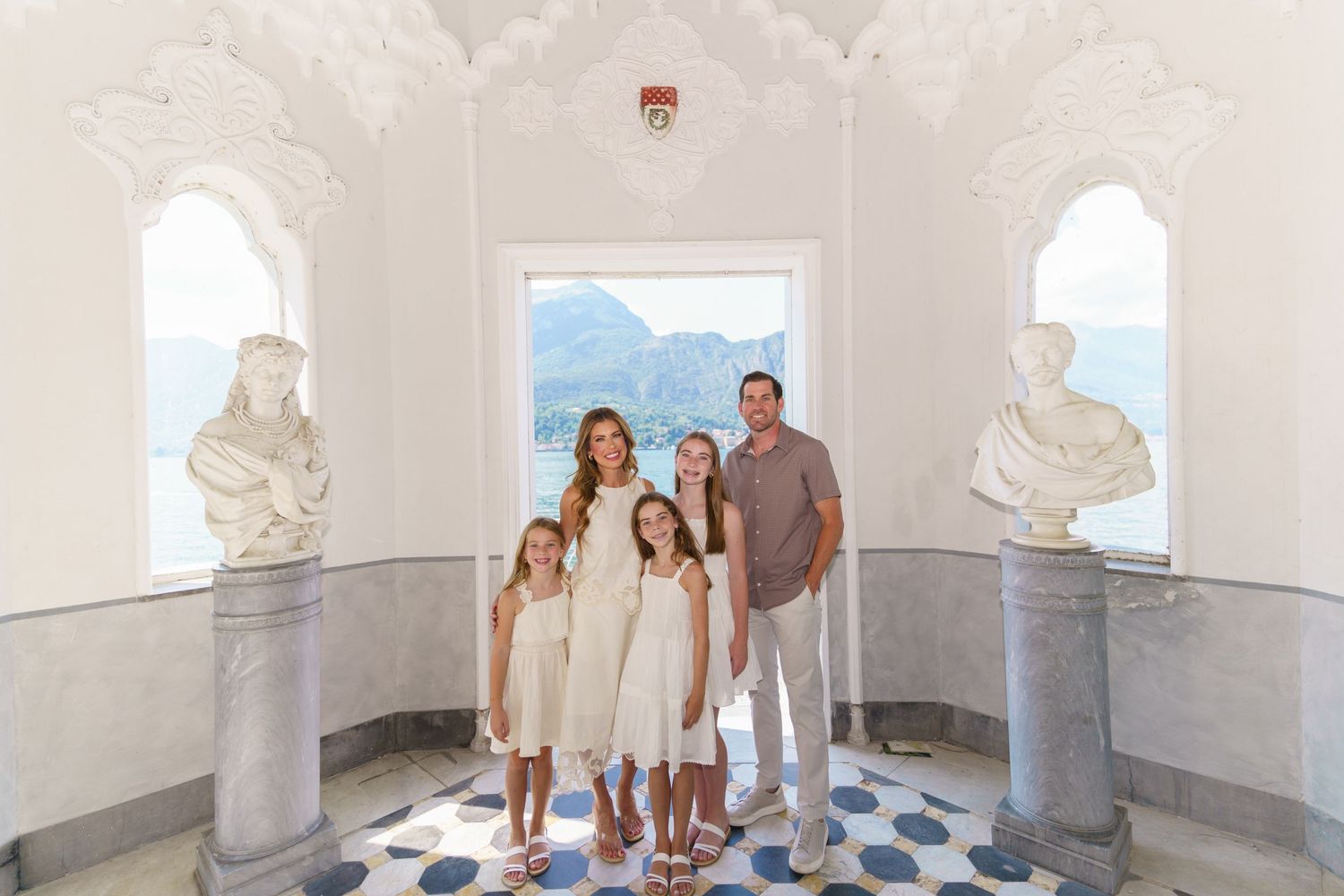 Family photography session at Villa Melzi on Lake Como
