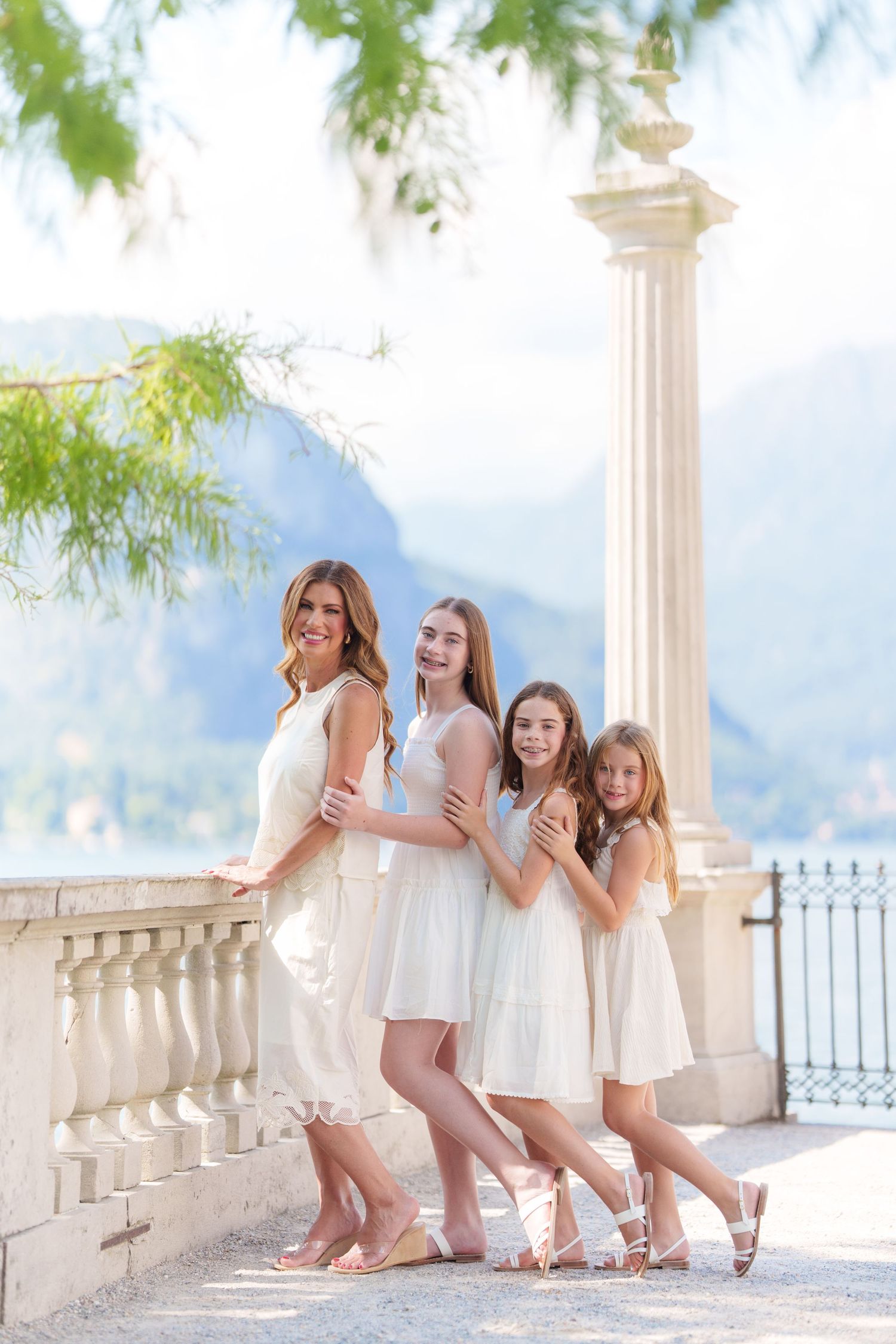 Family photography session at Villa Melzi on Lake Como