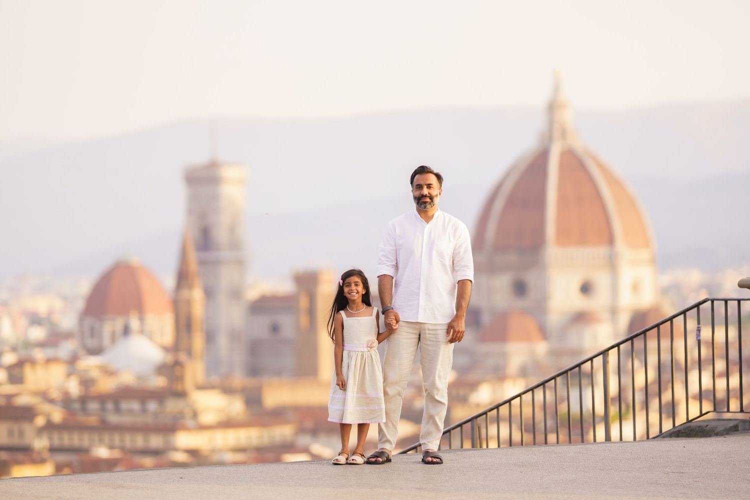 Florence family photographer at sunrise