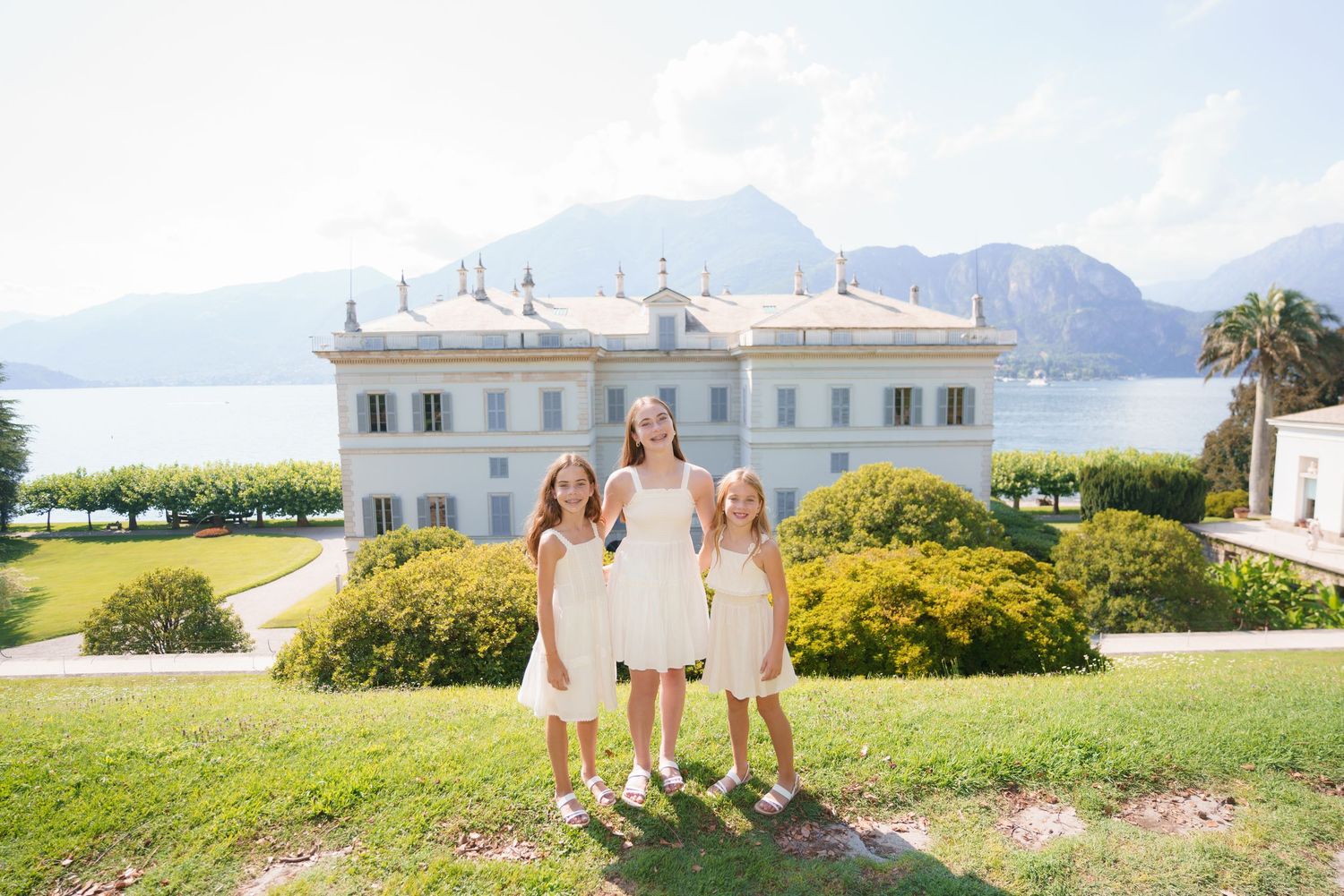 Family photography session at Villa Melzi on Lake Como